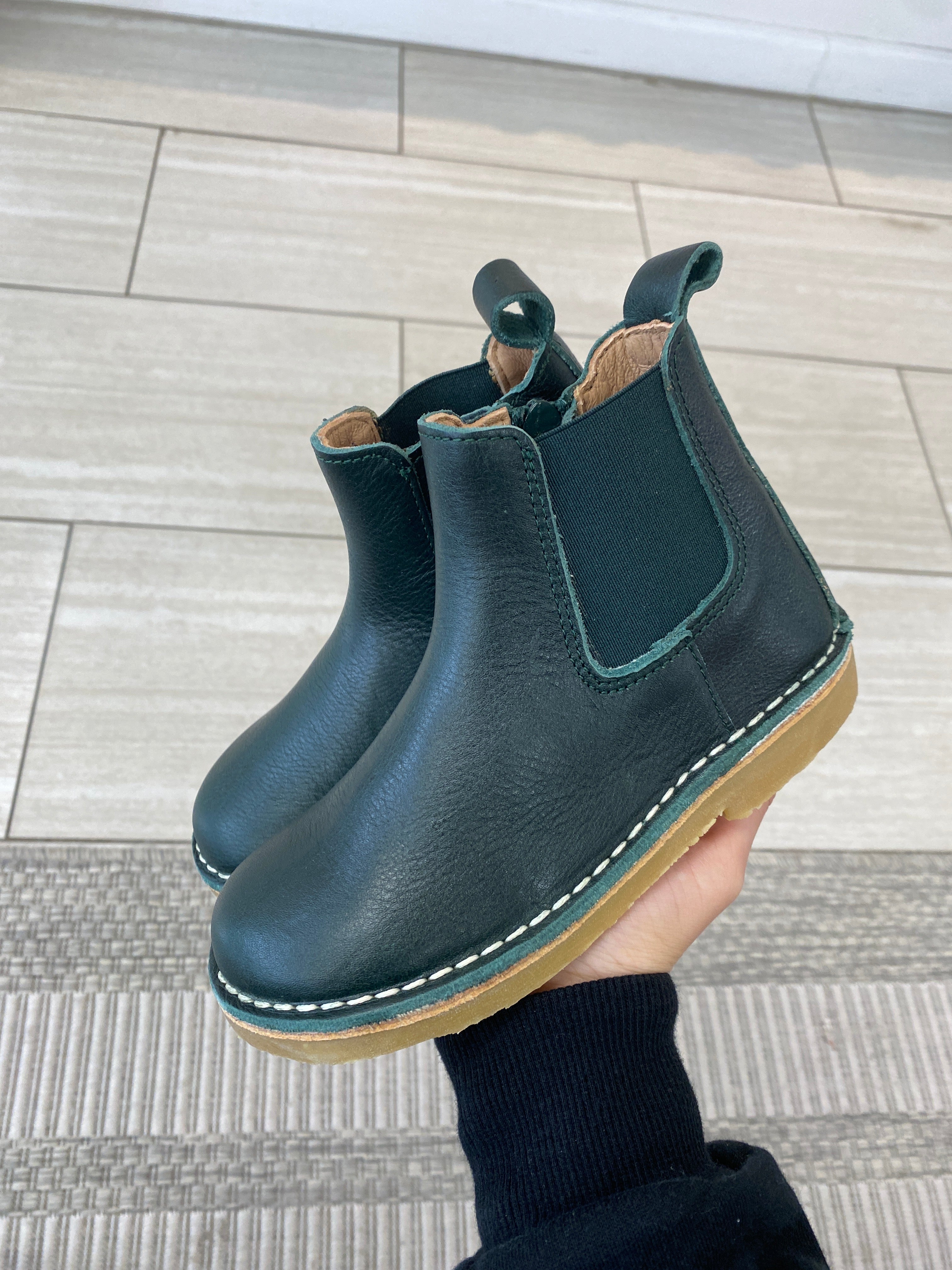 Petit Nord Hunter Bootie - Waterproof Winter Boots for Women & Men, Warm Snow Boots with Non-Slip Sole - Perfect for Hiking, Outdoor Adventures & Cold Weather