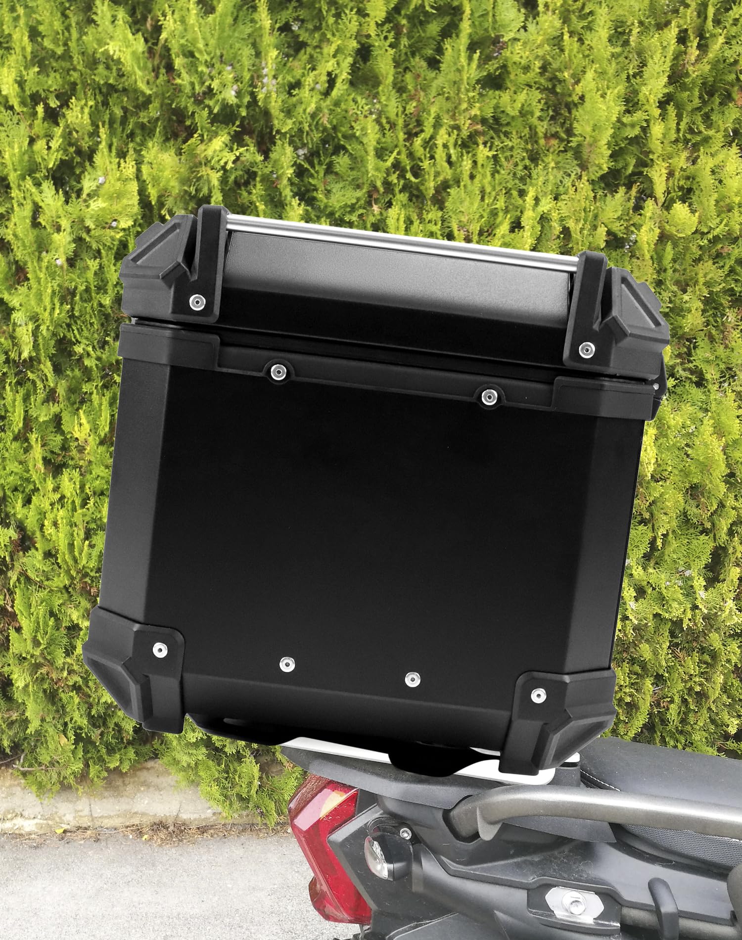 QWORK 45L Waterproof Motorcycle Top Case - Secure Aluminum Storage Box for Helmets & Luggage on Touring Rides