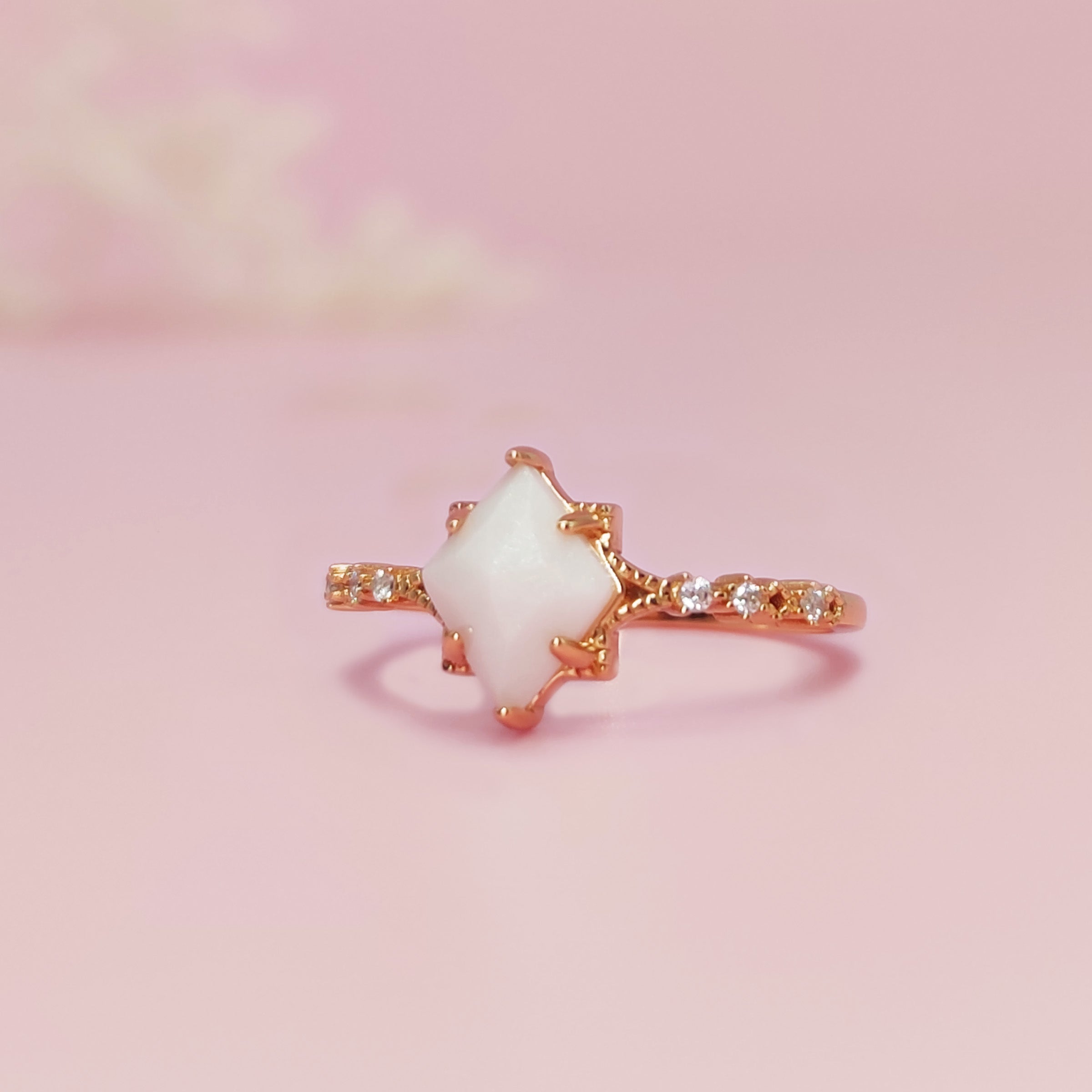 Breastmilk Keepsake Ring - Personalized Memorial Jewelry for Moms | Unique Gift for Breastfeeding Mothers & New Moms | Perfect for Mother's Day, Baby Showers & Special Occasions