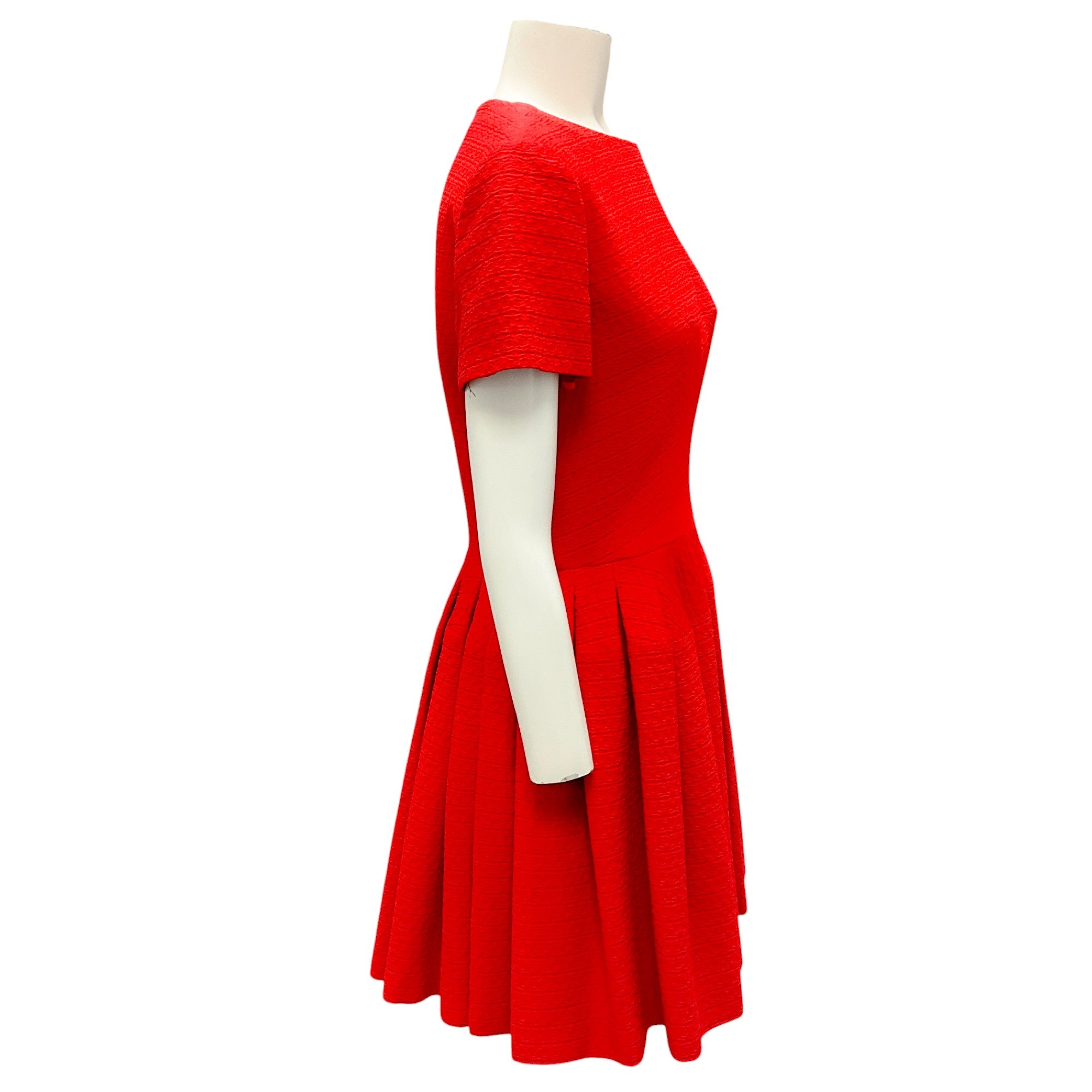 Alexander McQueen Red Short Sleeve Flared Textured Pique Dress - Elegant Summer Cocktail Party & Wedding Guest Outfit