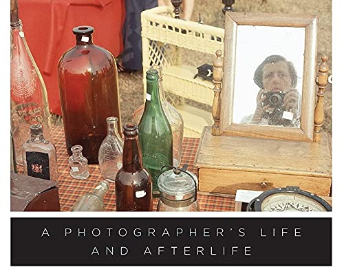 Vivian Maier: The Untold Story of a Secret Photographer's Life and Legacy - Perfect for Photography Enthusiasts & Art History Lovers