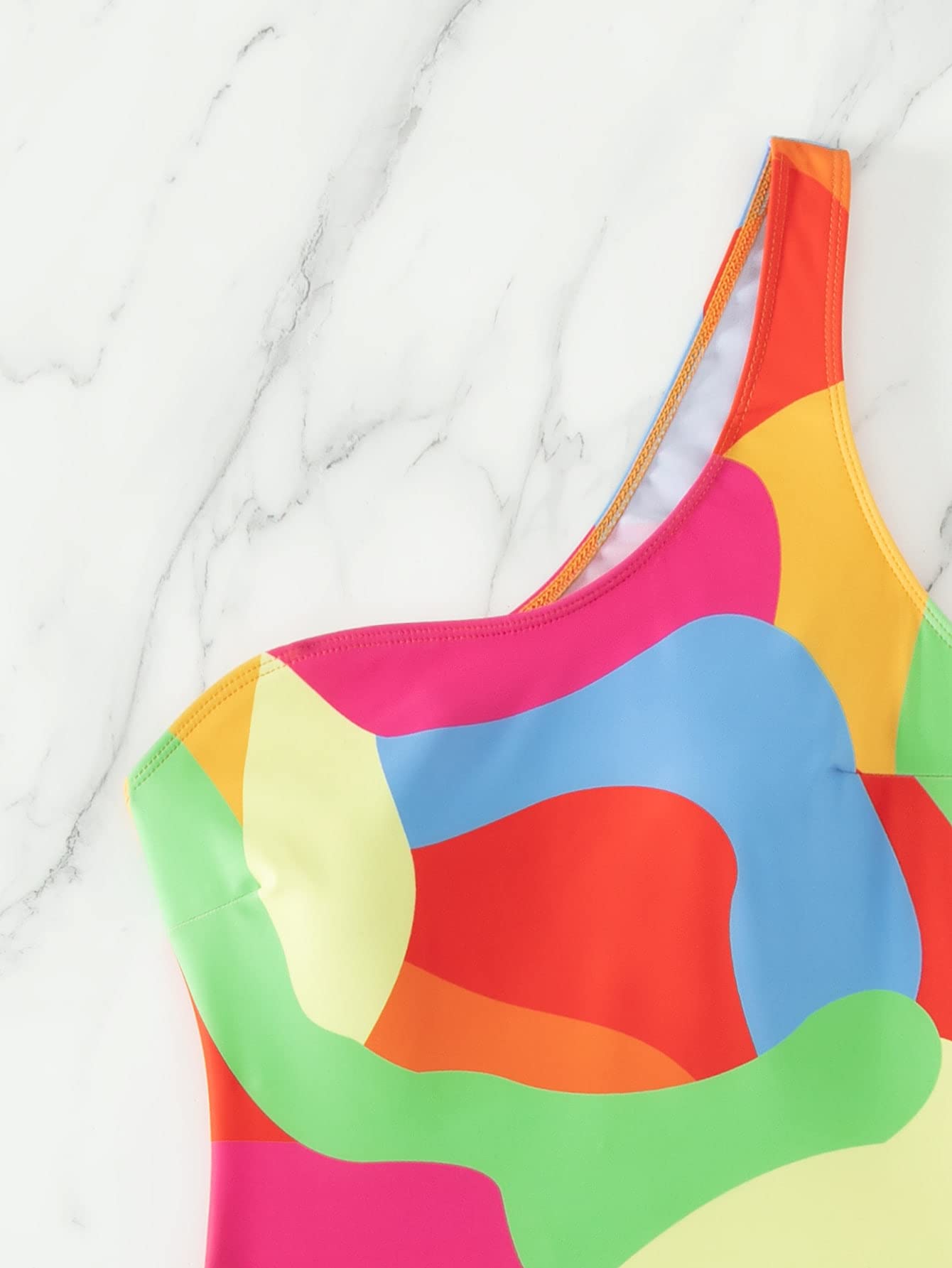 WDIRARA Women's One Shoulder Colorblock Cut Out Swimsuit - Mesh Monokini Bathing Suit for Beach, Pool Party & Summer Vacation