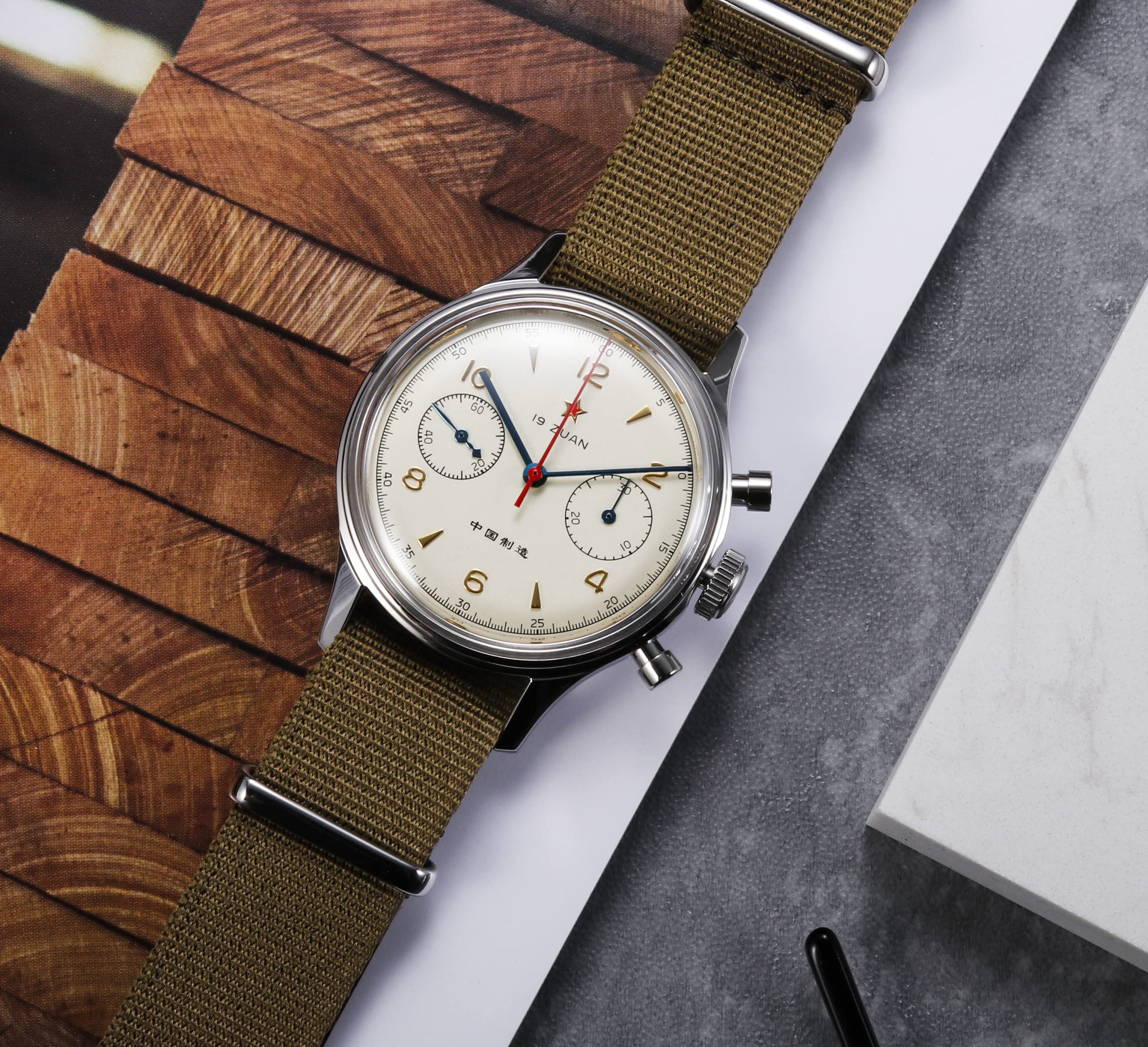 SEAKOSS Original 1963 Men's 38mm Pilot Chronograph Watch with ST1901 Mechanical Movement - Stainless Steel Case, Acrylic Domed Crystal - Vintage Military Style Dress Watch for Casual Wear, Business Attire & Aviation Enthusiasts