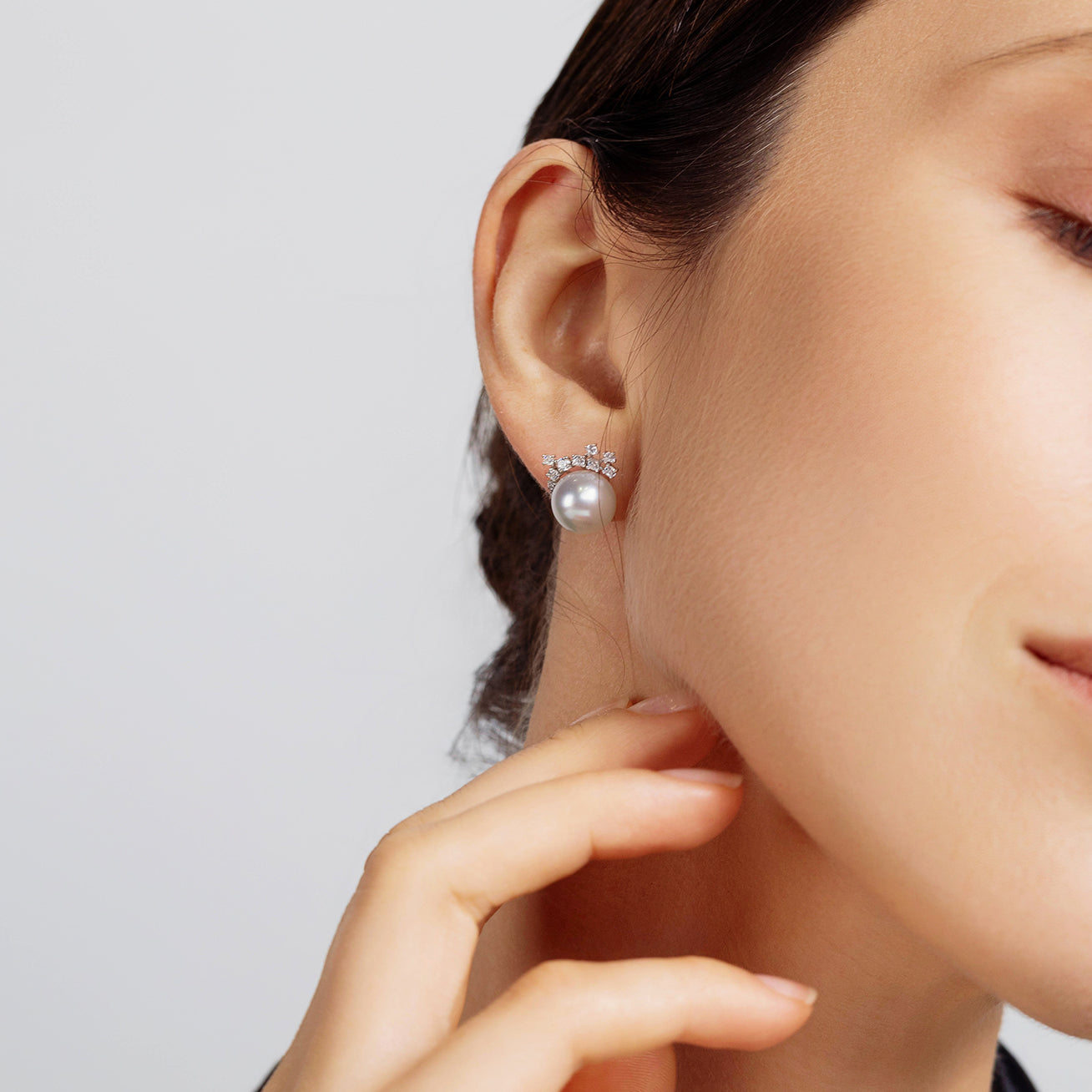 18K Solid Gold Australian White Pearl Earrings KE00204 - Elegant Pearl Jewelry for Women, Perfect for Weddings, Parties & Special Occasions