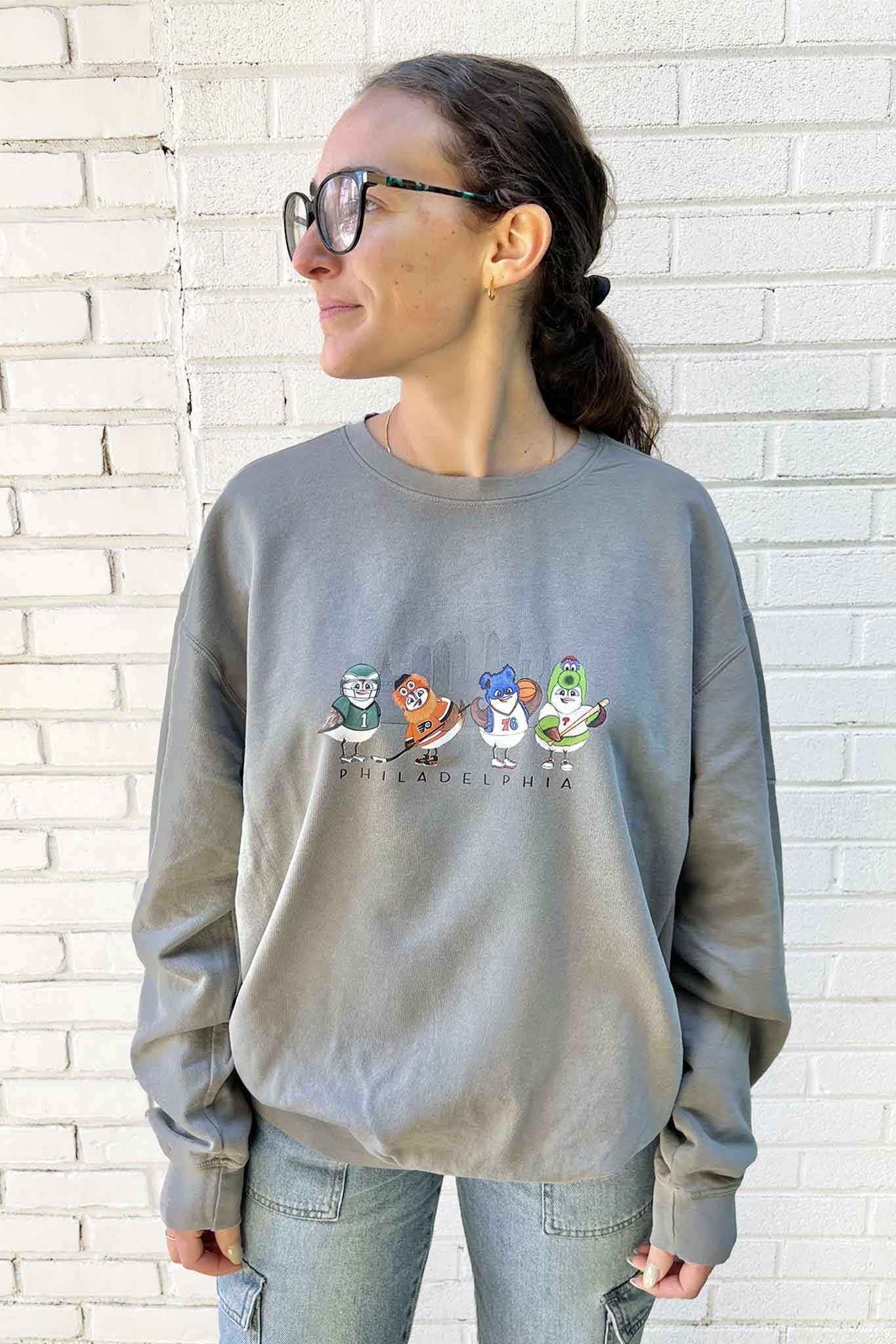 Philadelphia Sports Team Cotton Crew Neck Sweatshirt - Unisex Adult Casual Pullover for Men & Women - Perfect for Game Day, Lounging & Streetwear