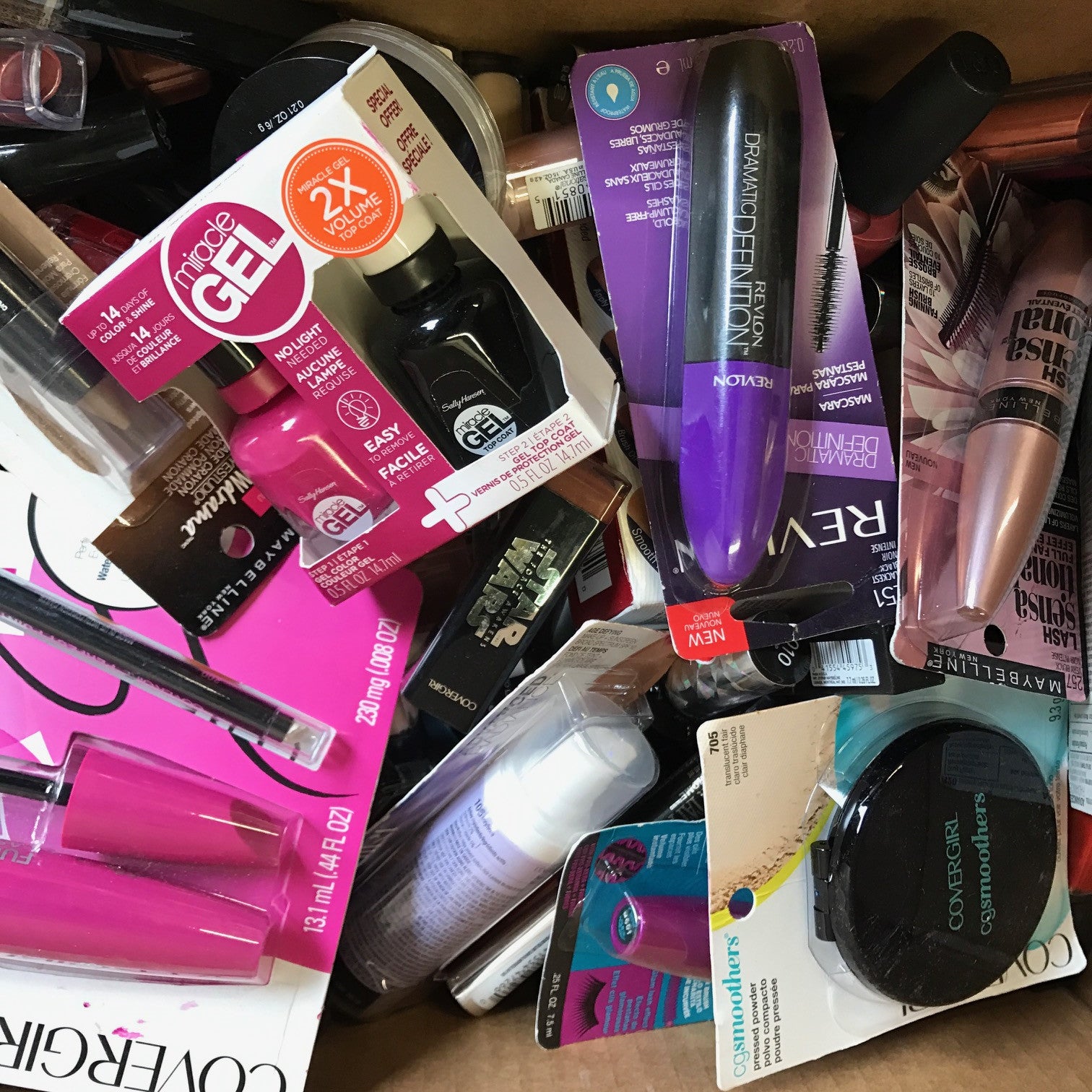 Wholesale Assorted Brand Name Cosmetics Lot - 100 Piece Set for Makeup Artists, Salons & Retailers | Bulk Beauty Products for Professional & Personal Use