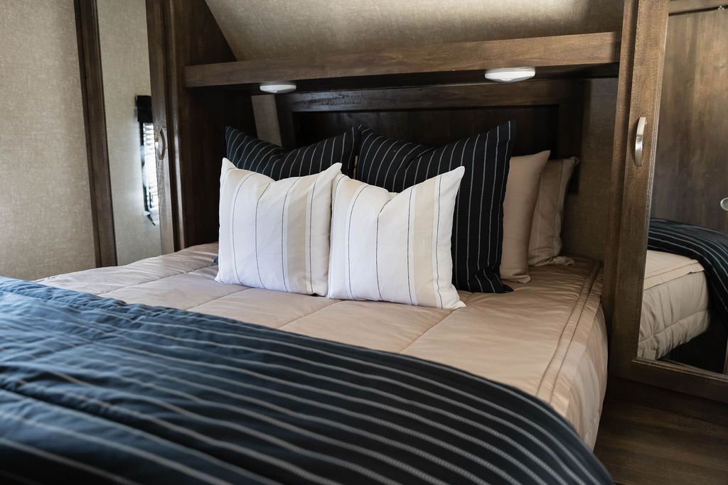 Ryan Beddys - Premium Comfort Bedding Set for a Restful Sleep | Soft & Breathable Sheets, Pillowcases & Duvet Cover | Perfect for Home, Hotel & Airbnb Use