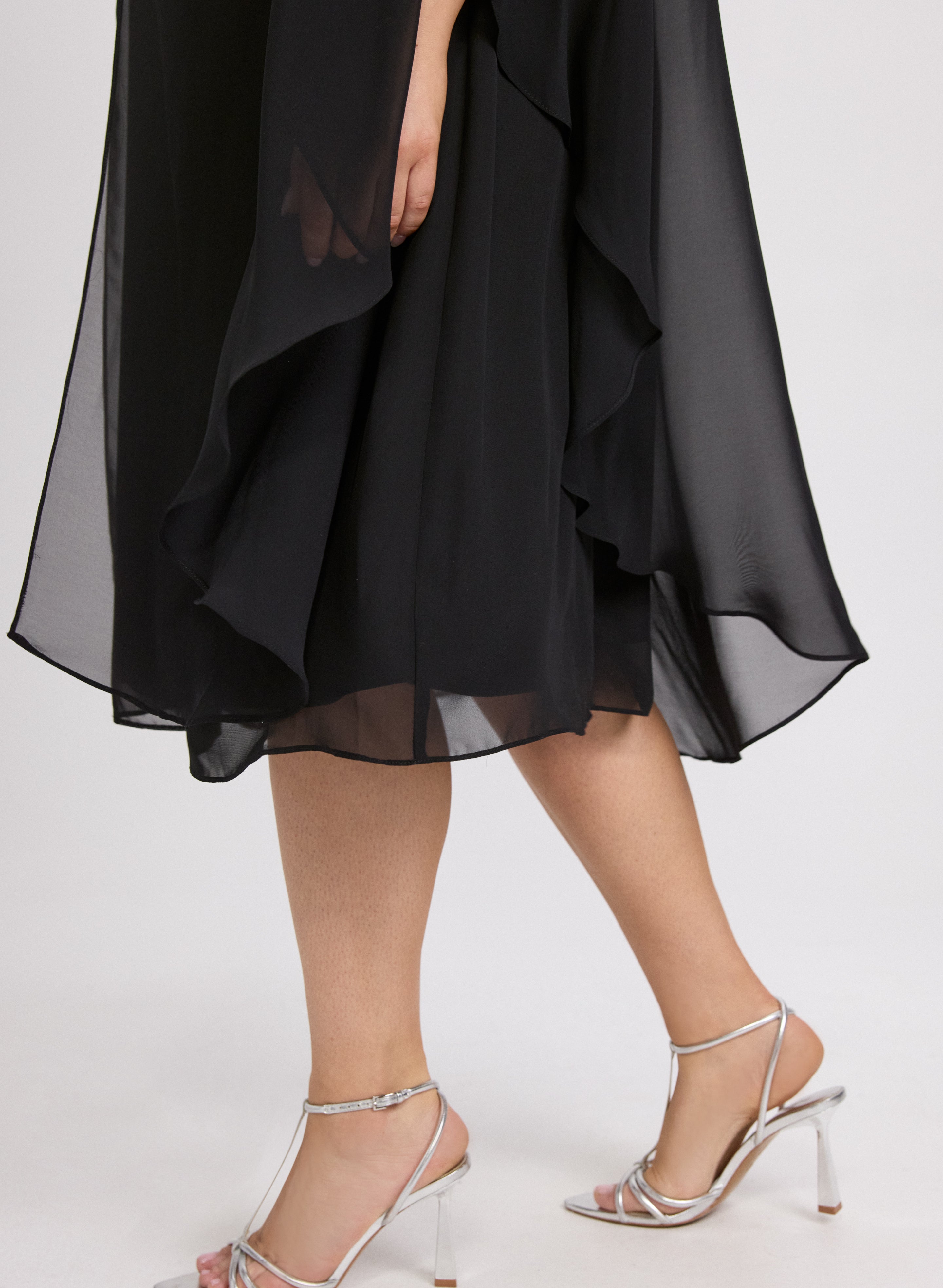 Elegant Chiffon Dress with Matching Cape Set for Women - Perfect for Weddings, Parties, and Special Occasions