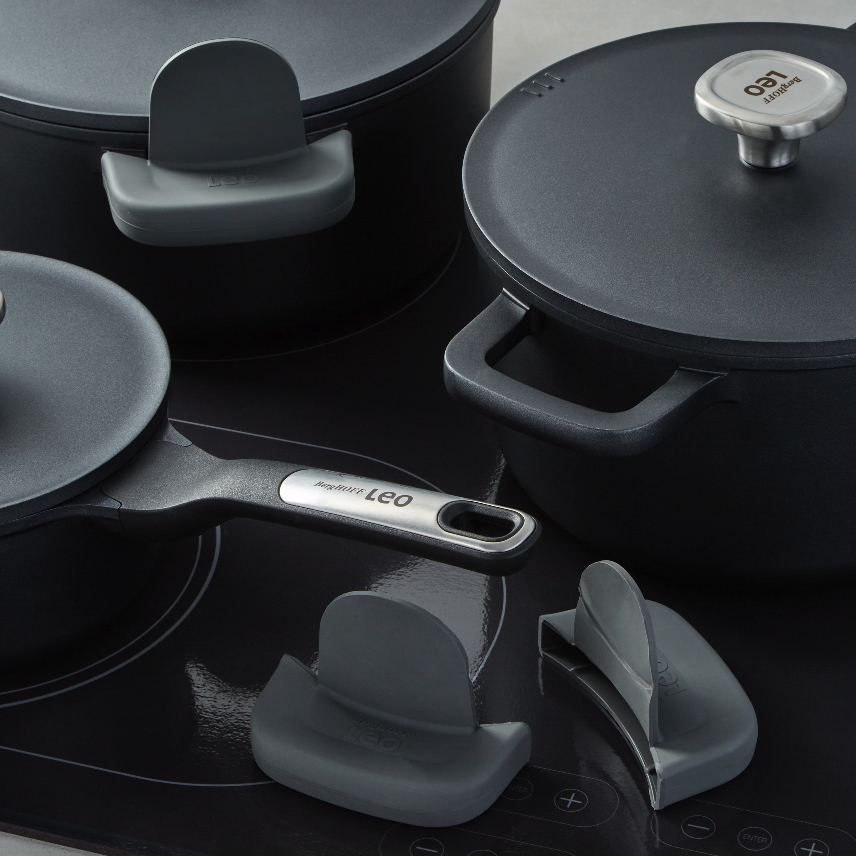 BergHOFF Leo Phantom 6-Piece Nonstick Ceramic Cookware Set - Recycled Aluminum, PFOA-Free, Oven & Dishwasher Safe - Perfect for Healthy Cooking & Family Meals