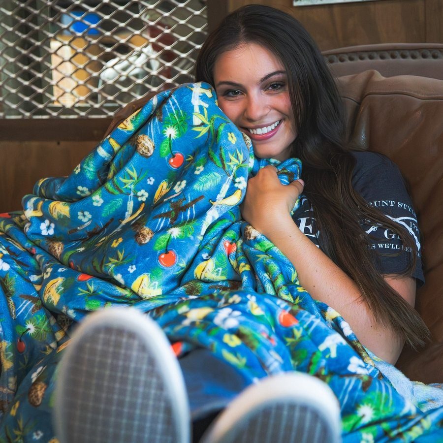 Ultra Soft Weapons Party Blanket - Cozy Throw for Gaming, Movie Nights & Home Decor | Perfect for Gifts & Relaxation