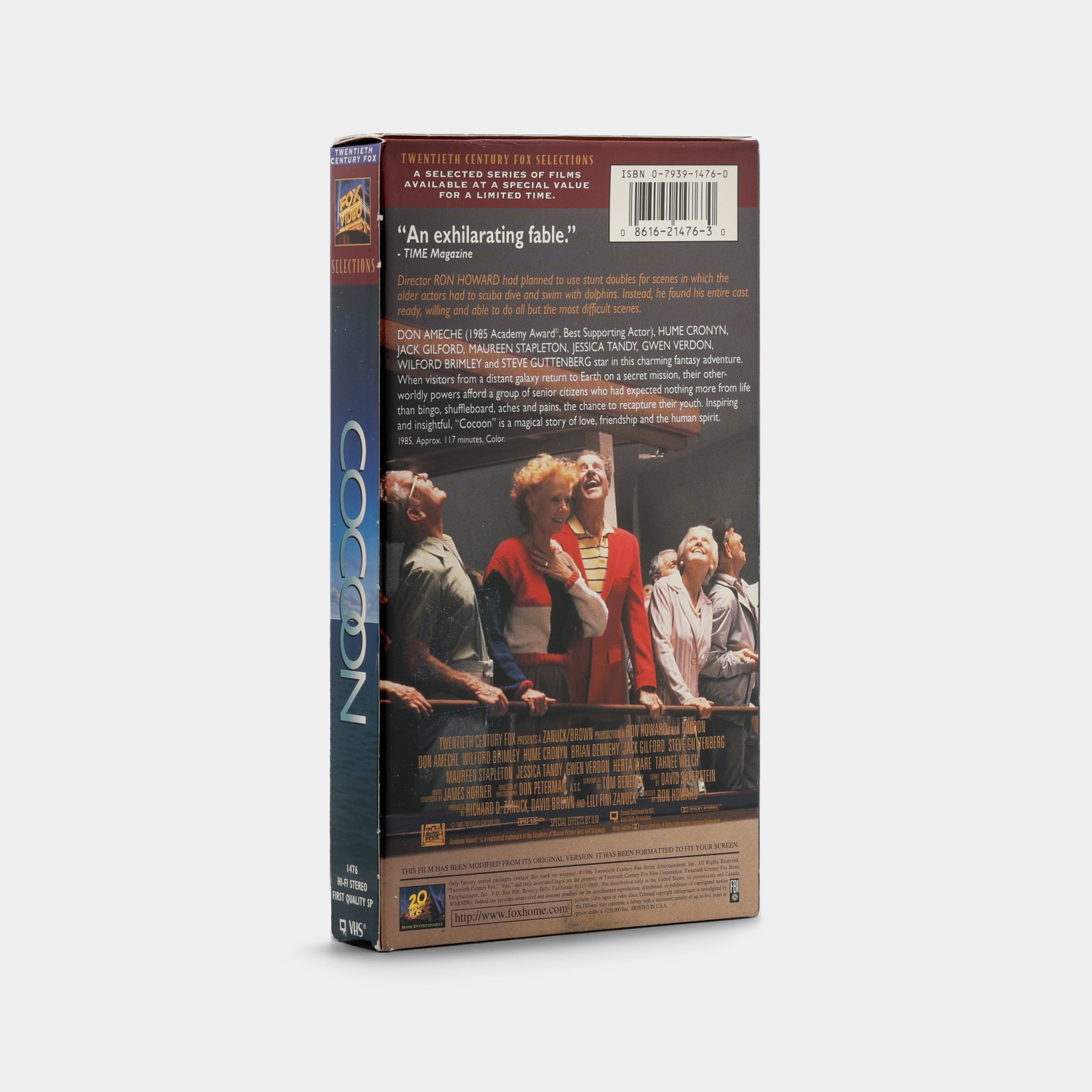 Vintage Cocoon VHS Tape - Classic 80s Sci-Fi Movie on Collectible Video Cassette - Perfect for Movie Collectors & Retro Home Theater Nights