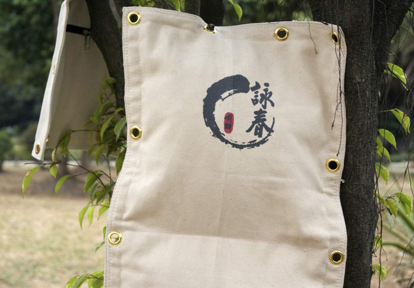 Wing Chun Punching Bag - Kung Fu Training Wall Bag for Martial Arts, Kickboxing & MMA - Heavy Duty Sand Bag for Home Gym & Dojo Practice