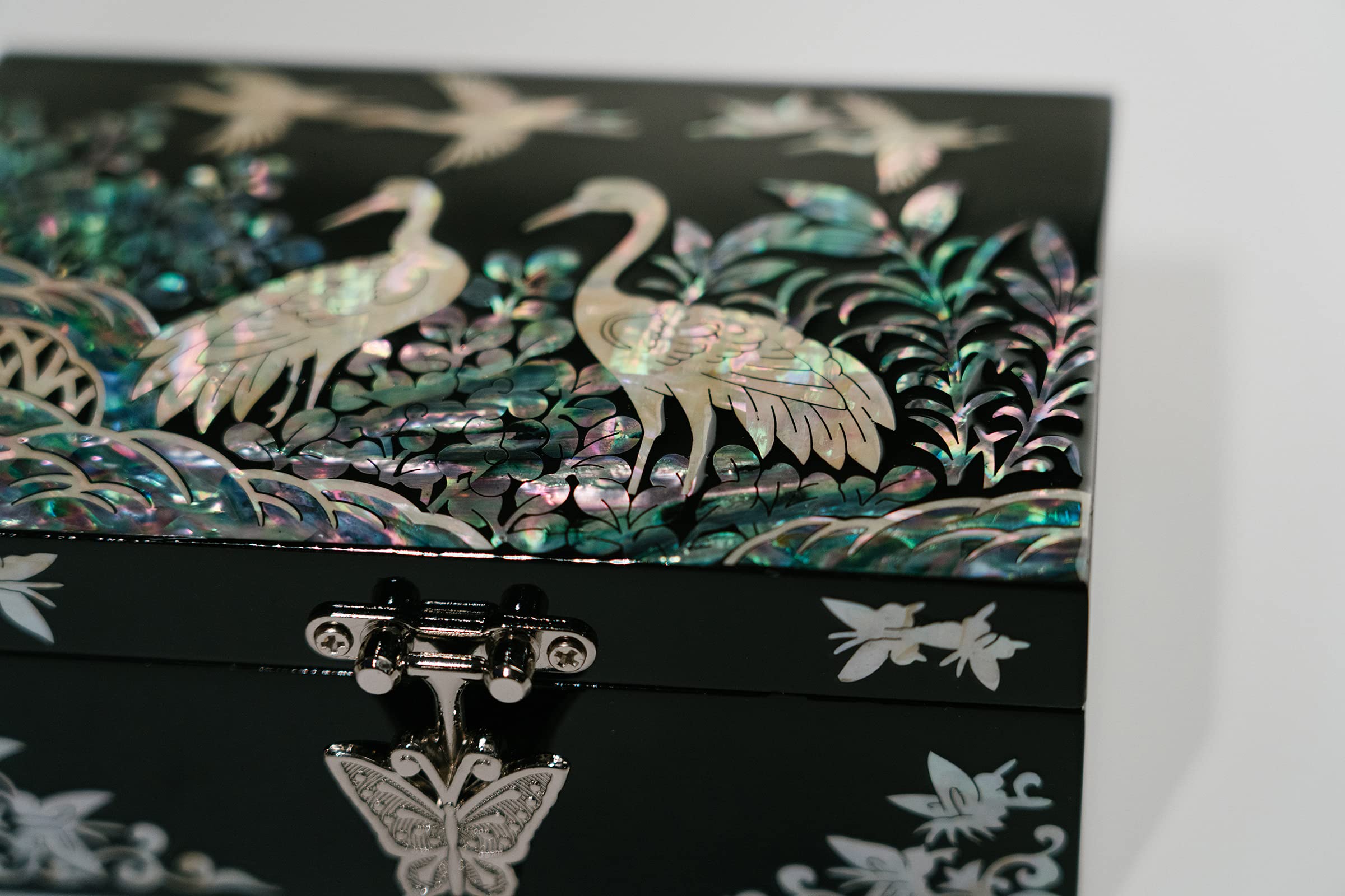 February Mountain Mother of Pearl Small Korean Jewelry Box - Handcrafted Wooden Gift Box for Women | Unique Birthday, Christmas & Sister Gifts | Oriental Home Decor for Bedroom & Dresser