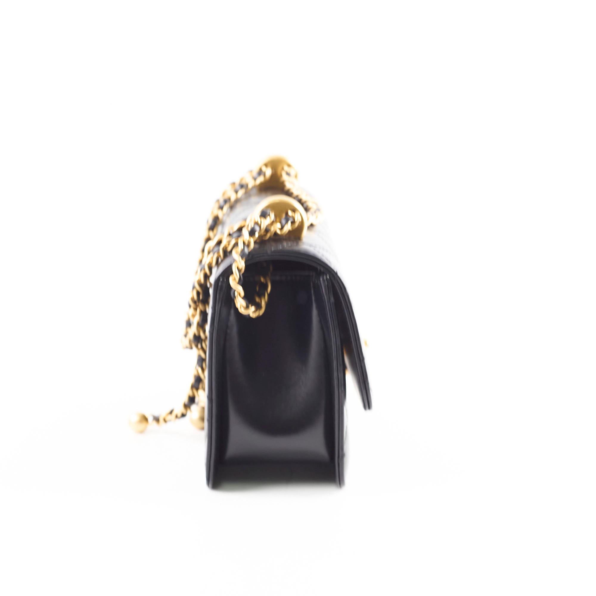 Chanel Perfect Fit Flap Bag Black Microchipped 2023 - Luxury Designer Handbag for Women, Everyday Use & Special Occasions