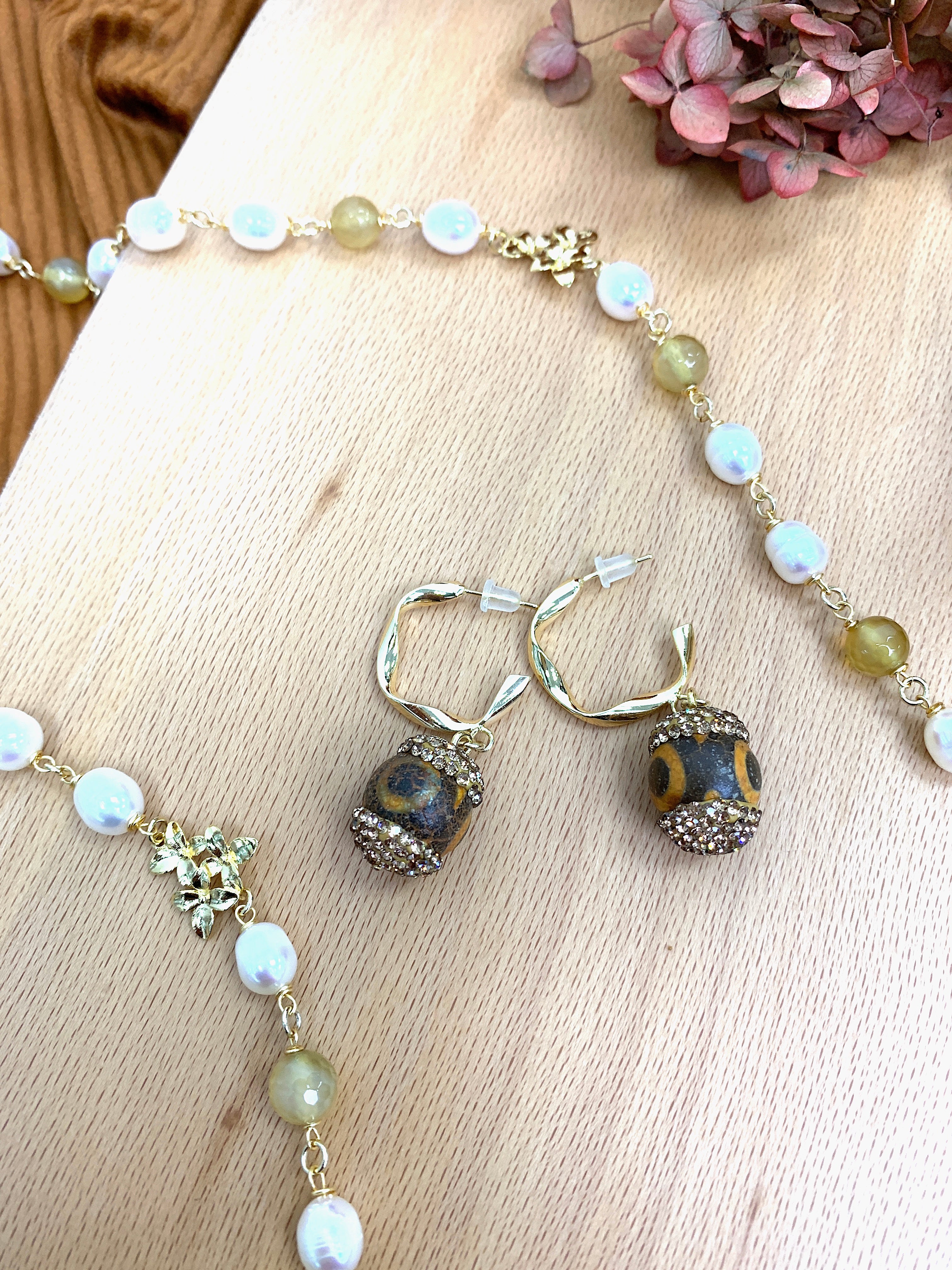 Tibetan Dzi Bead Rhinestone Hook Earrings HE011 - Stylish Ethnic Jewelry for Women, Perfect for Boho Fashion, Parties & Special Occasions