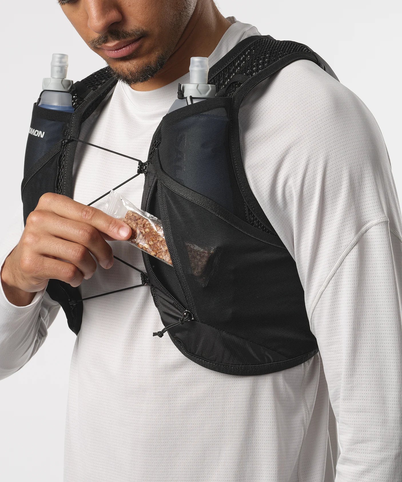 Active Skin 4 Running Hydration Vest with Water Flasks - Lightweight Breathable Unisex Trail Running Gear for Marathon, Hiking & Outdoor Sports