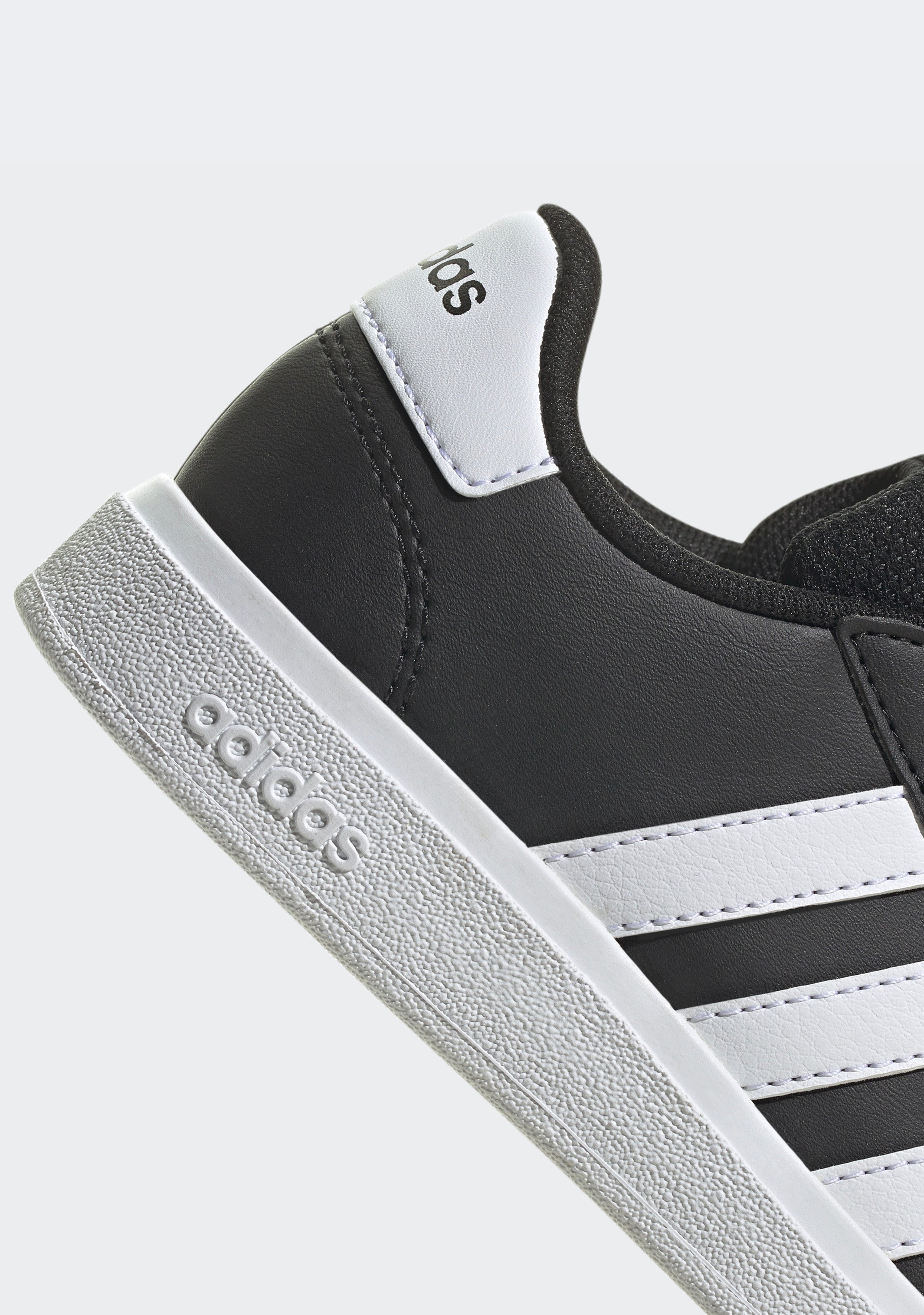 Adidas Kids' Grand Court 2.0 Sneakers - Lightweight Comfortable Tennis Shoes for Boys & Girls - Perfect for School, Sports & Everyday Wear