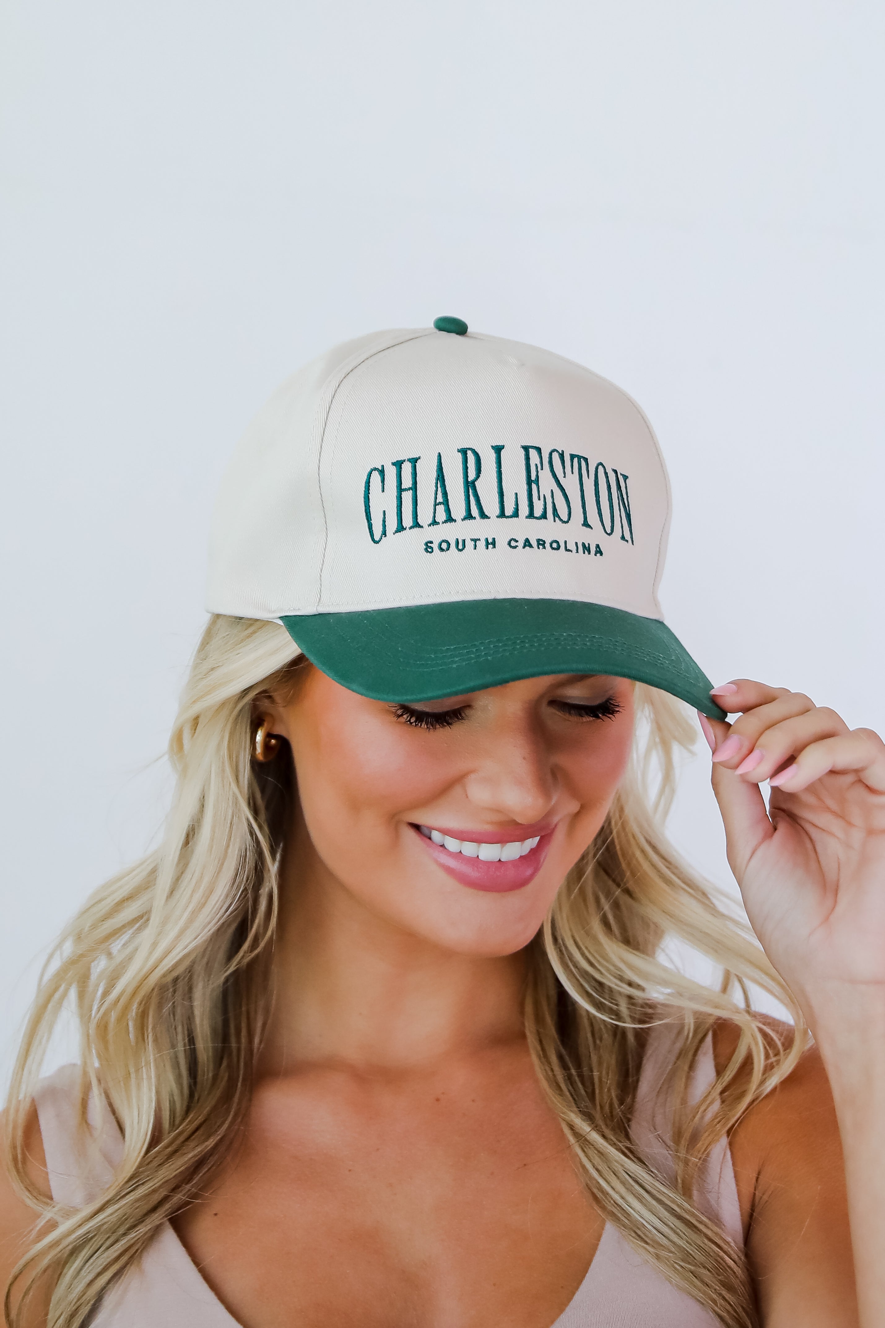 Charleston South Carolina Hat - Stylish Adjustable Baseball Cap for Men & Women - Perfect for Travel, Outdoor Adventures, and Casual Wear