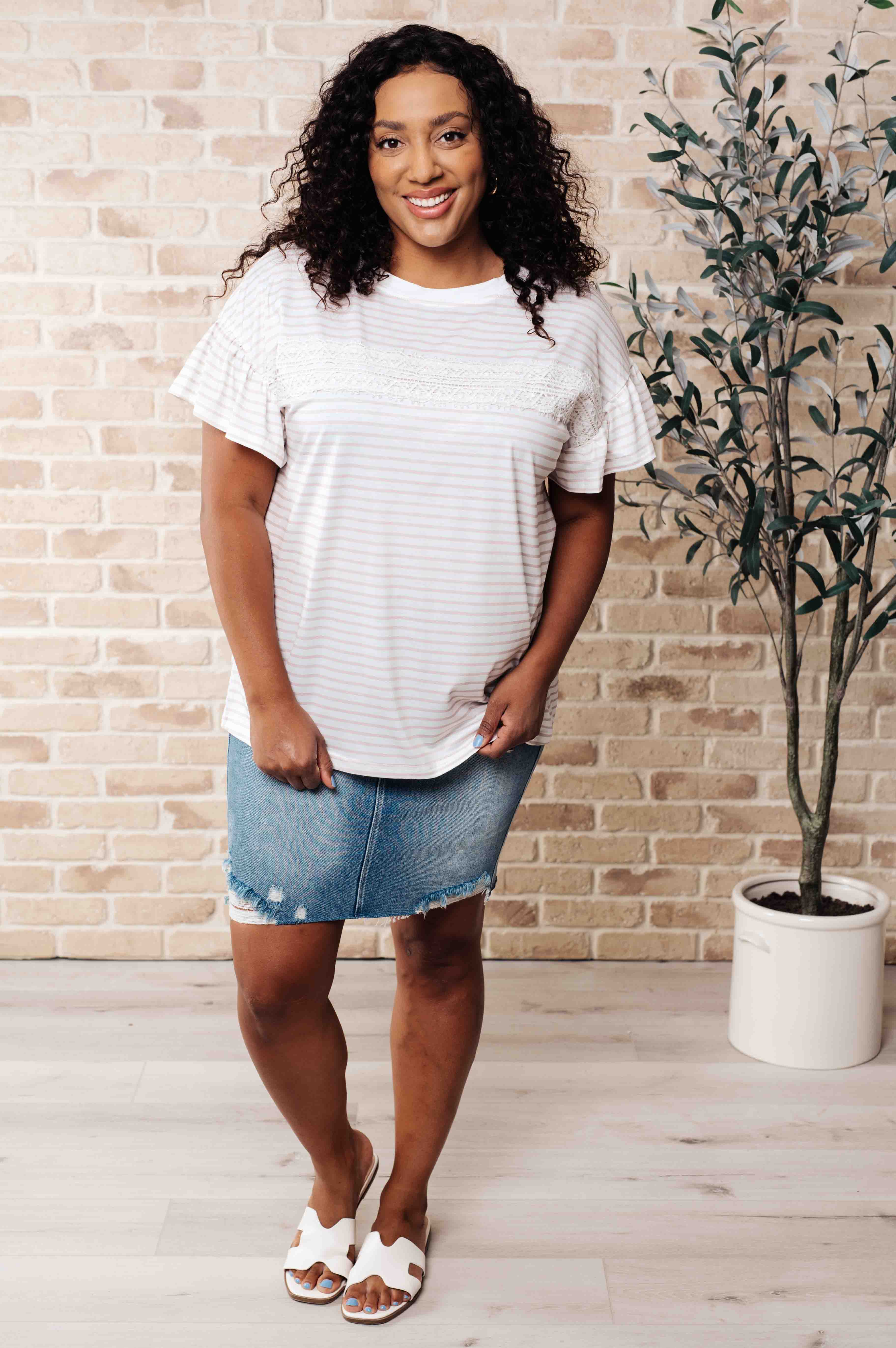 Elegant Lace Detail Striped Women's Top - Breathable Summer Blouse for Casual Outings & Date Nights