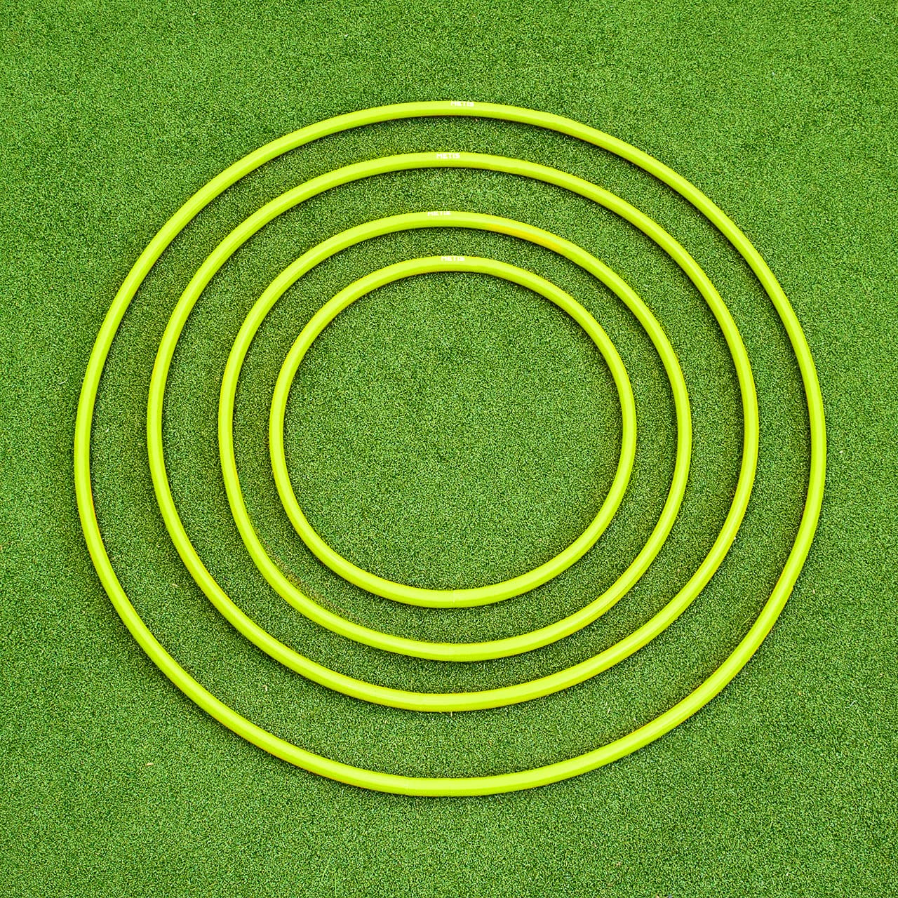 METIS Hula Hoops - Pack of 6 or 12 for Fitness, Exercise & Gymnastics | Kids & Adults Workout Equipment | Dog Agility Training Tool [4 Size Options] - Perfect for Home Gym, Outdoor Activities & Pet Training