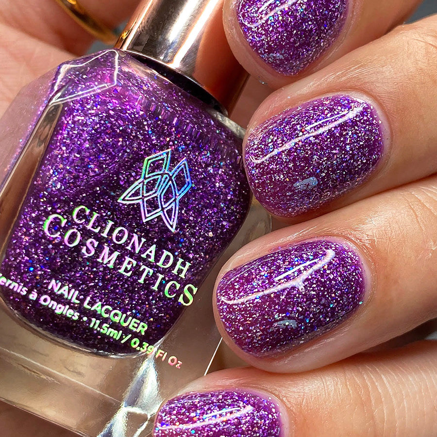 Armadillo's Night Out Nail Polish - Long Lasting Vegan Nail Lacquer for Women - Perfect for Parties, Date Nights & Special Occasions