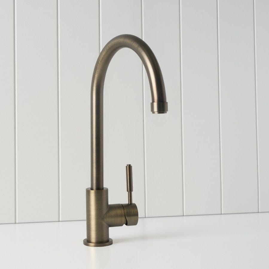 Vintage Melbourne Round Kitchen Faucet in Antique Brass - Perfect for Farmhouse & Industrial Style Kitchens