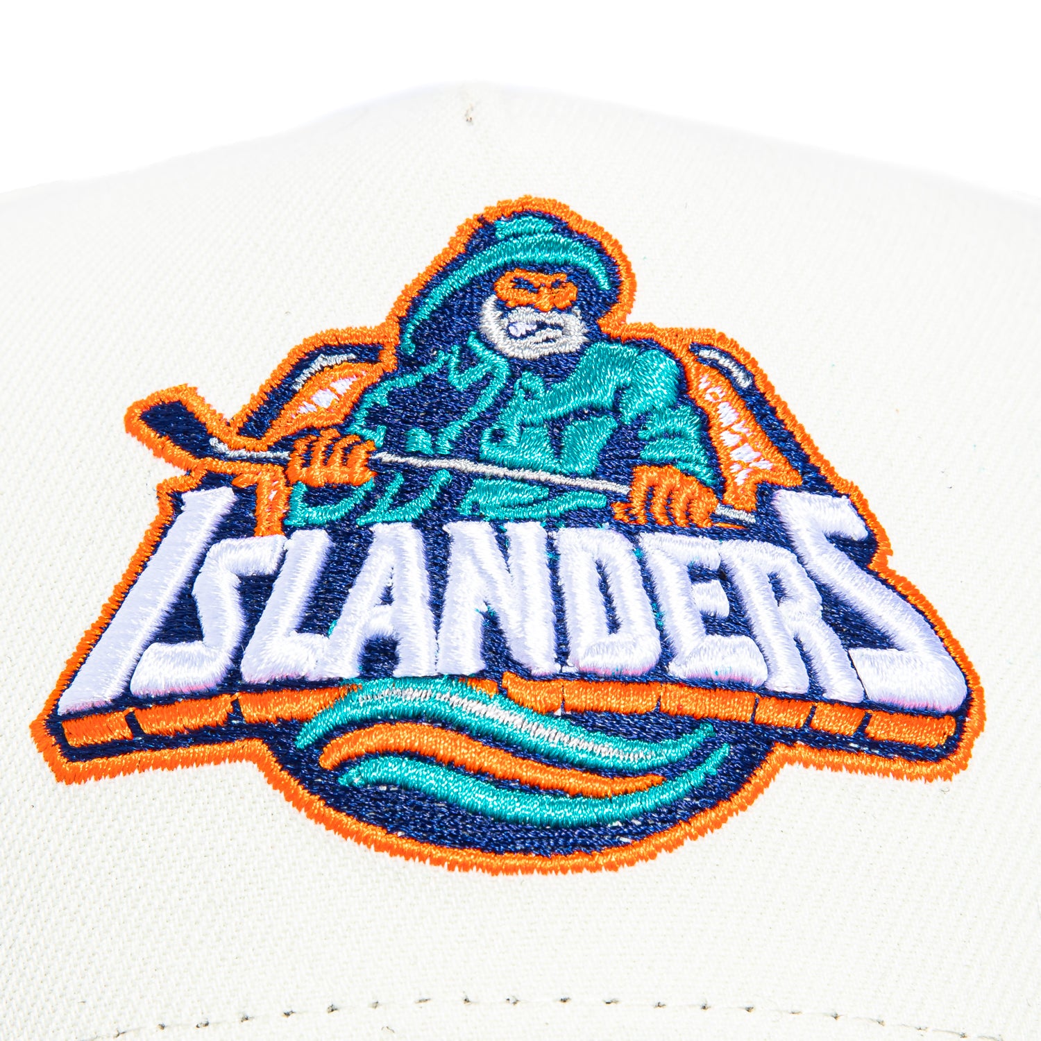 New Era 9Forty A-Frame Snapback Hat - New York Islanders Official Logo - White & Navy Baseball Cap for Men & Women - Perfect for Sports Games, Streetwear & Casual Outfits