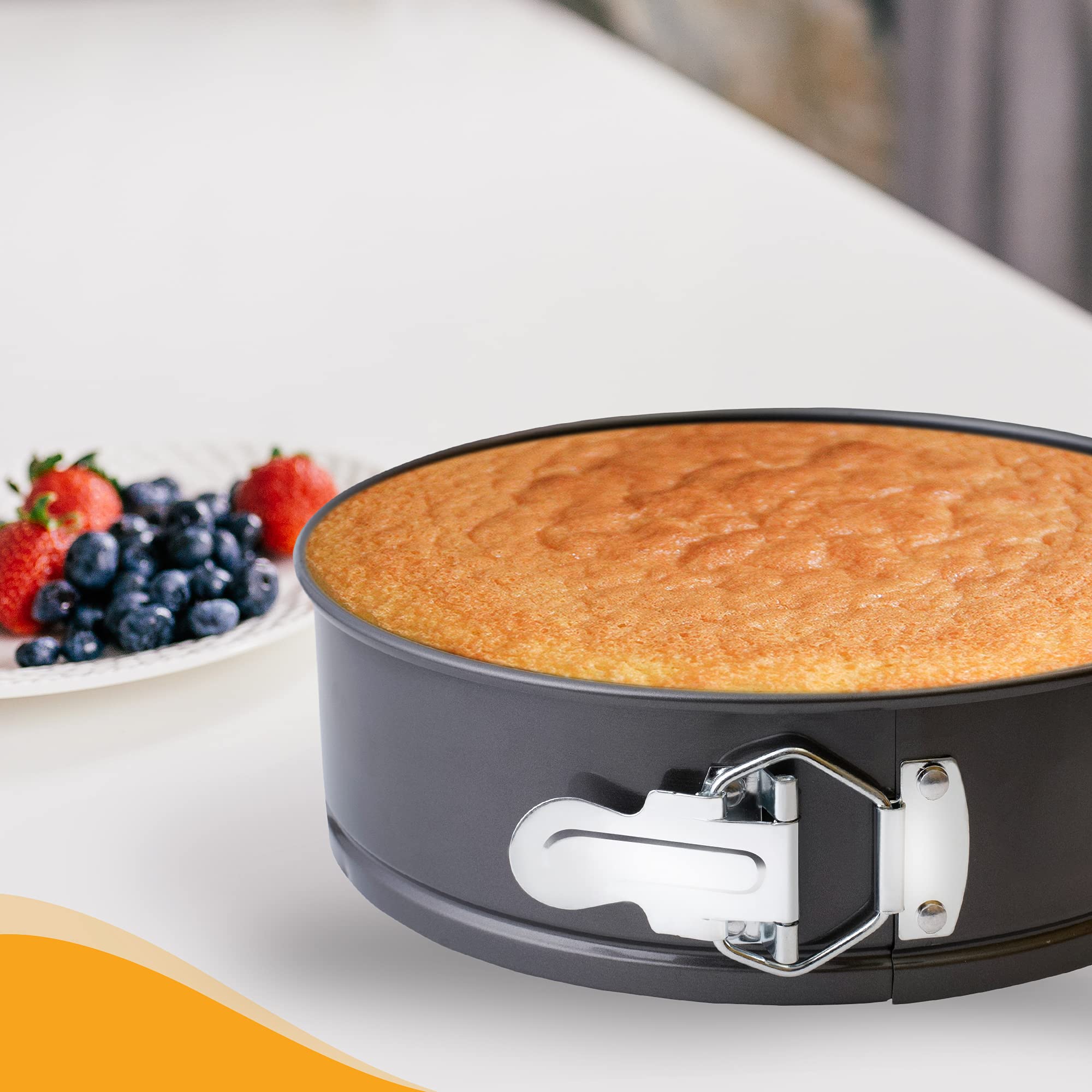 8 Inch Non-Stick Springform Cake Pan - 20cm Round Baking Tin for Cheesecake, Sponge Cake & Desserts | Perfect for Home Kitchen, Restaurants & Professional Baking (Durable Bakeware for Easy Release & Even Heating)