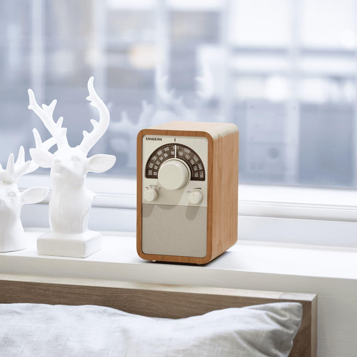 Vintage AM/FM Wooden Tabletop Radio - Walnut Finish for Home, Office, and Outdoor Use