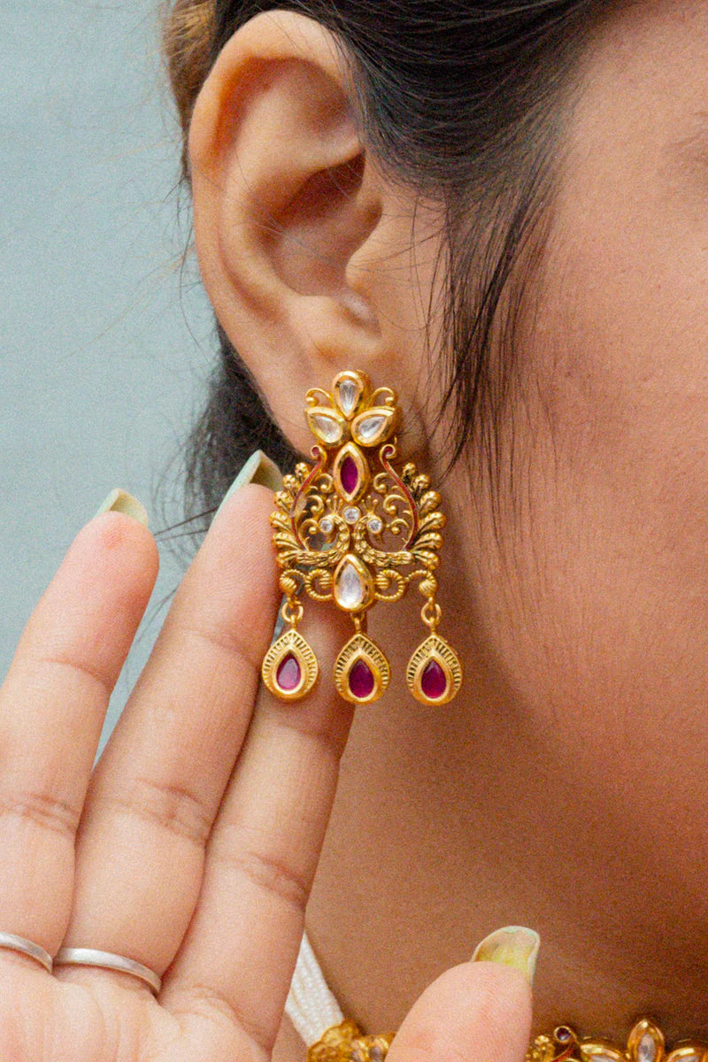 Luxury Gold Plated Royal Kundan Choker Necklace Set with Matching Earrings - Perfect for Weddings, Parties & Special Occasions