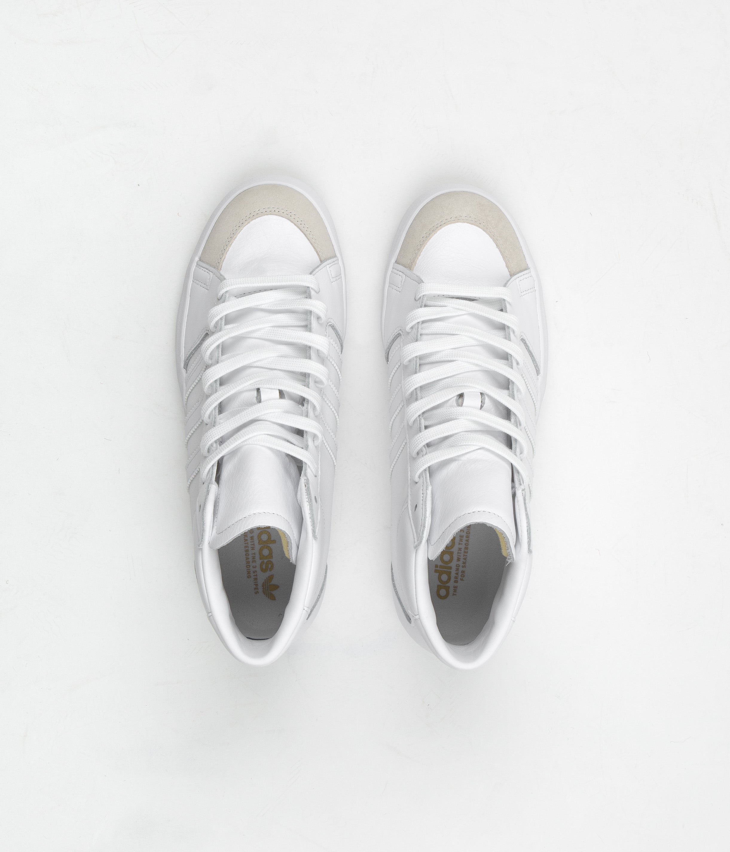 Adidas Superskate Adv Skateboarding Shoes - White & Gold Metallic Colorway | Men's Streetwear Sneakers for Skateboarding & Urban Fashion
