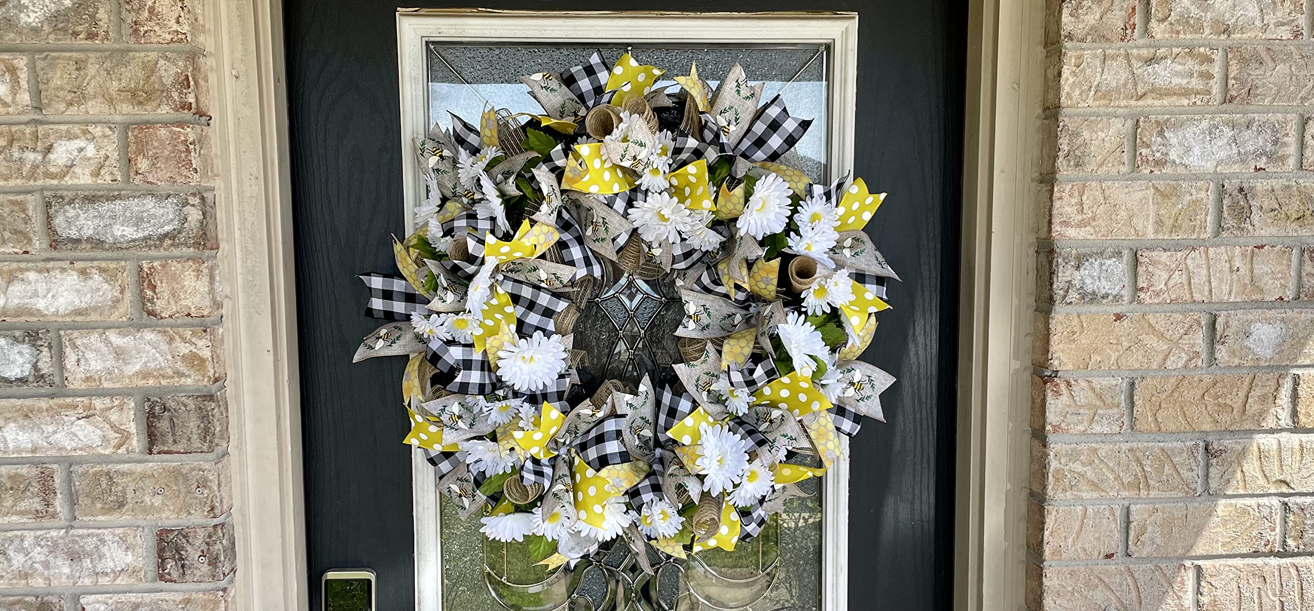 XL Bee Themed Farmhouse Daisy Wreath - Rustic Burlap Wedding Decor for Front Door, Fall, Spring & Summer - French Country Home Decor for Seasonal & Wedding Use