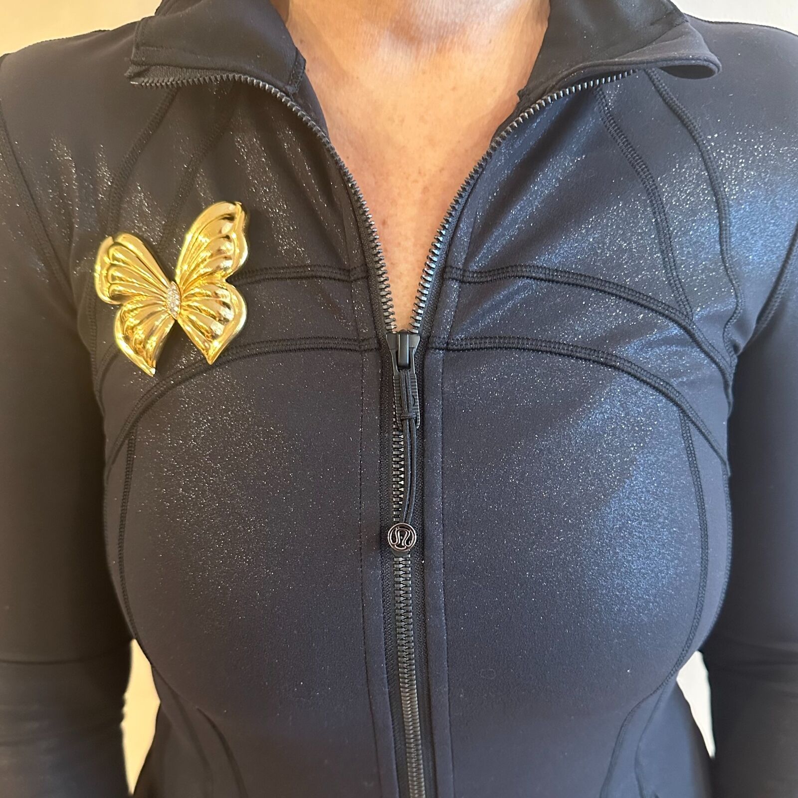 Authentic Van Cleef & Arpels 18k Yellow Gold Extra Large Butterfly Pin Brooch - Luxury Jewelry for Women, Perfect for Special Occasions, Weddings and Gift Giving