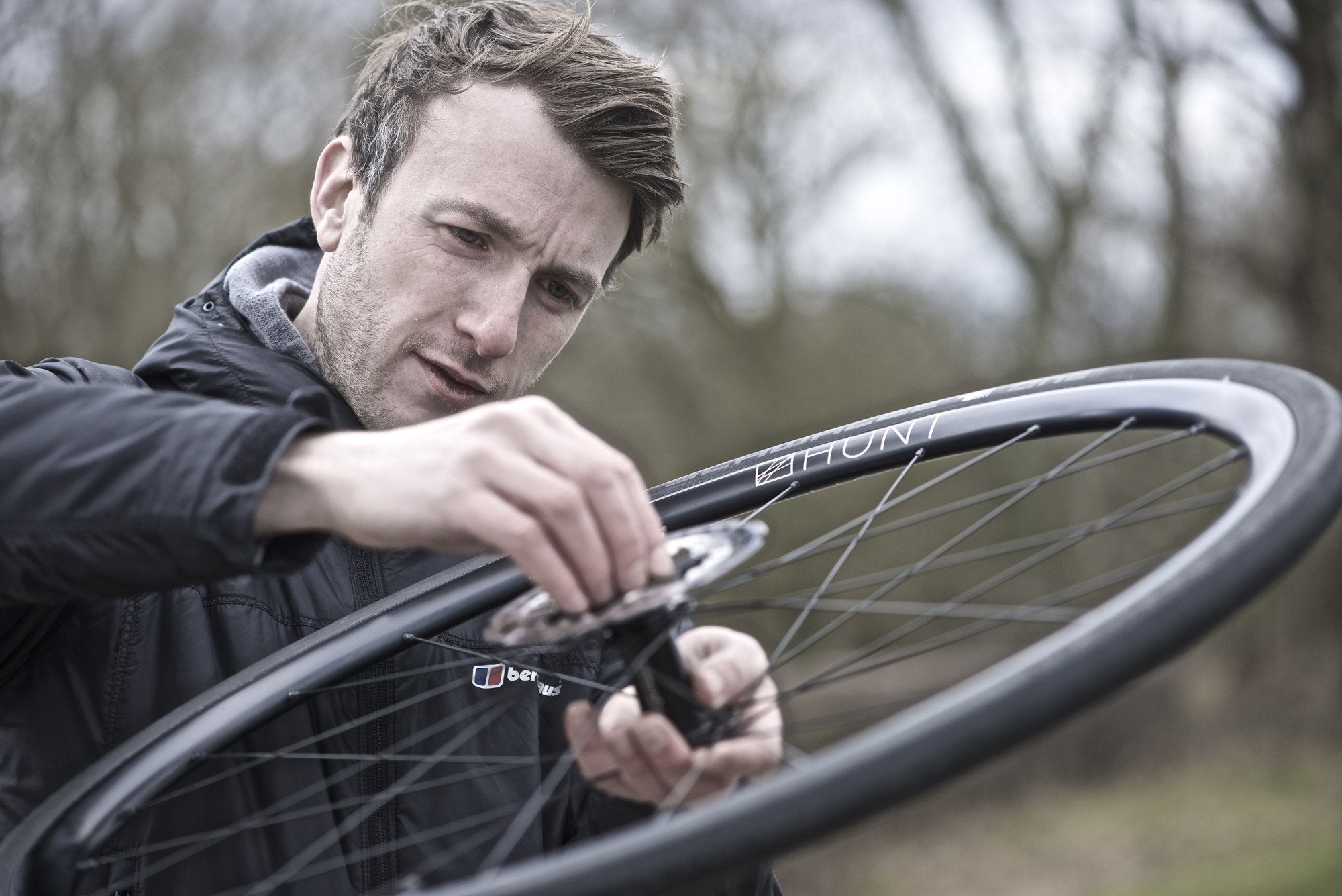 HUNT 4 Season Superdura Disc Wheelset - Lightweight & Durable Alloy Wheels for Road & Gravel Biking - Perfect for Year-Round Cycling, Commuting & Adventure Riding