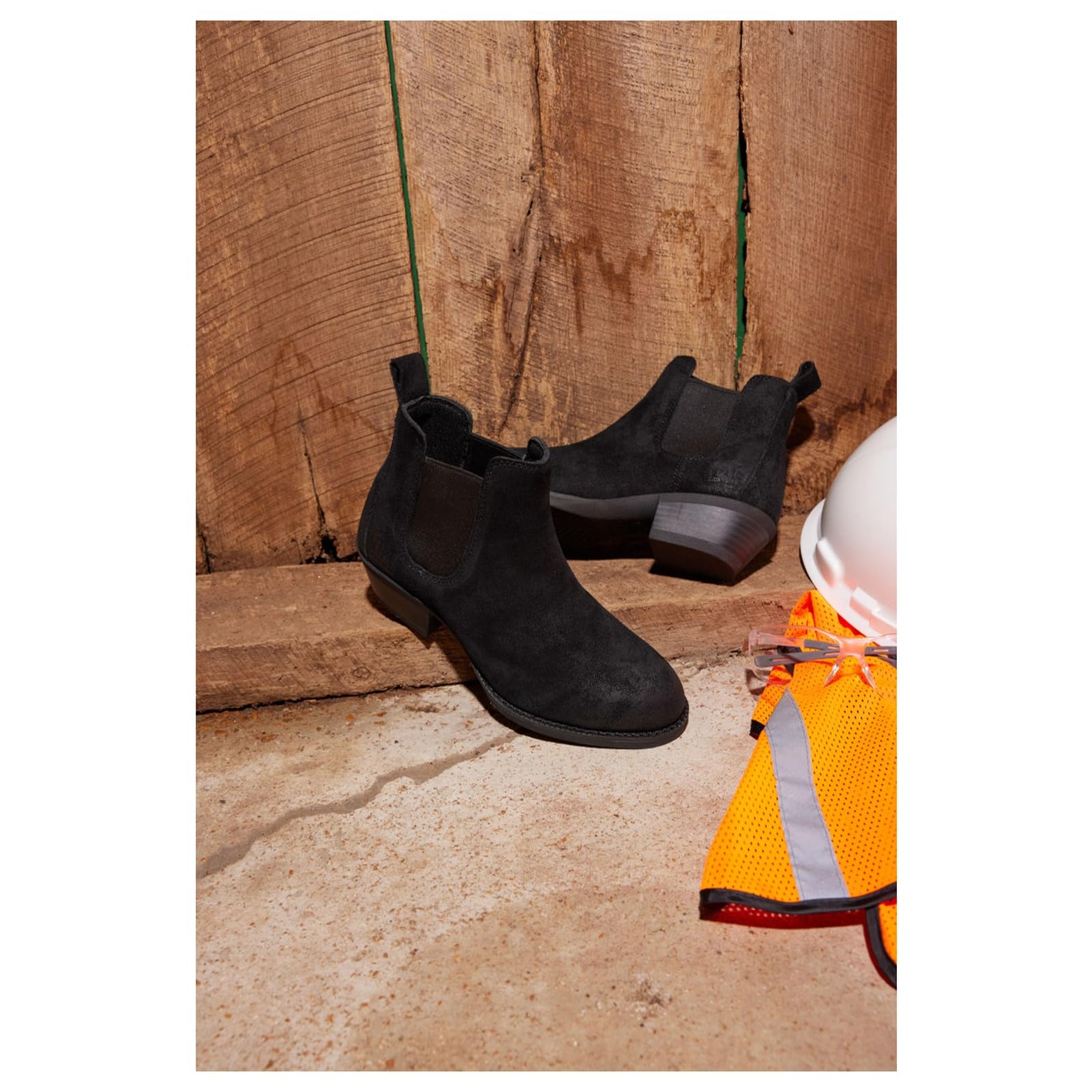 Frye Women's Safety-Crafted Steel Toe Chelsea Boots - Dark Brown Leather Work Boots for Construction, Warehouse & Outdoor Safety (符合SEO规范,翻译成英文,增加使用场景)