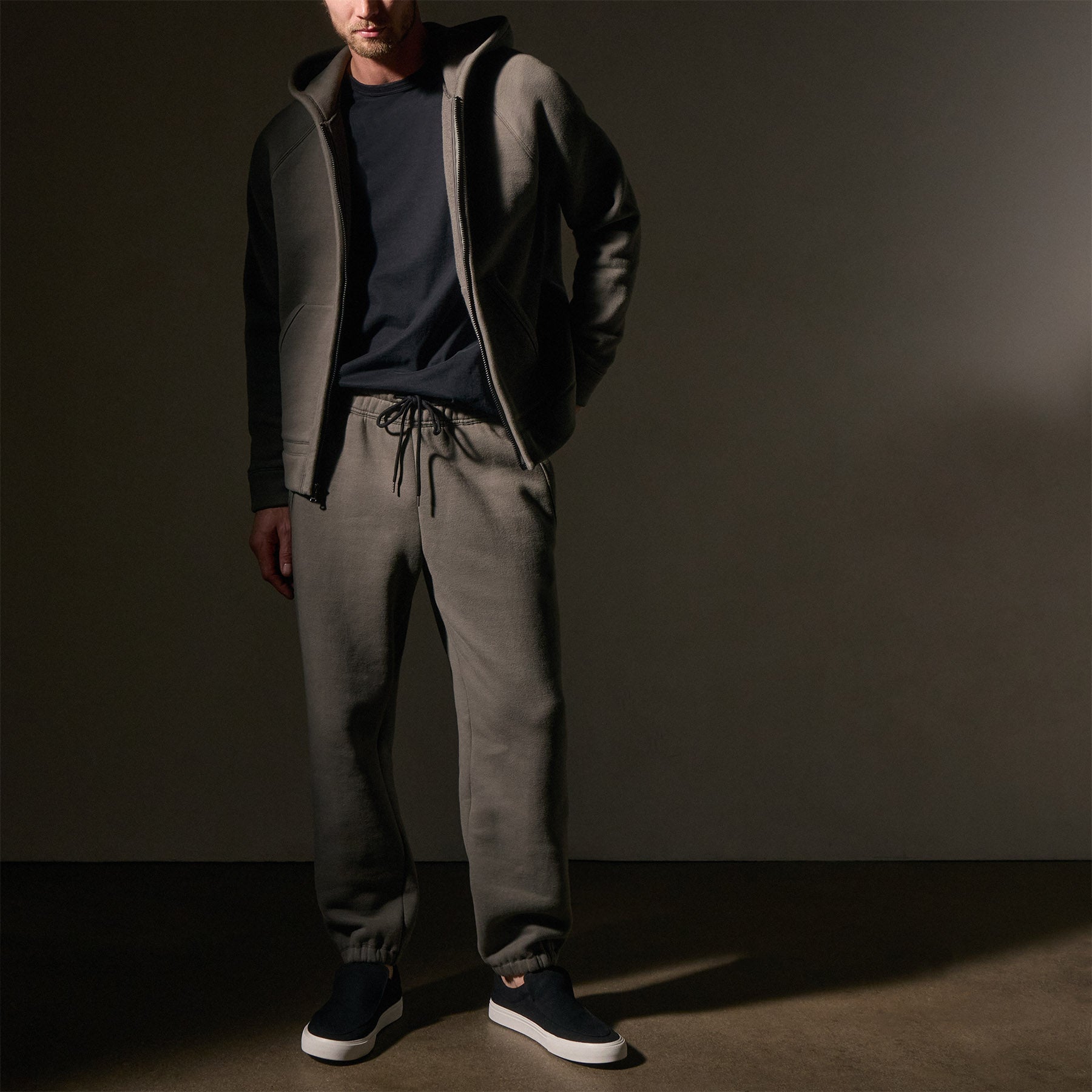Cozy Sweatpants for Women & Men - Soft Fleece Lounge Pants with Elastic Waistband - Perfect for Home, Yoga, and Relaxation | Granite Grey