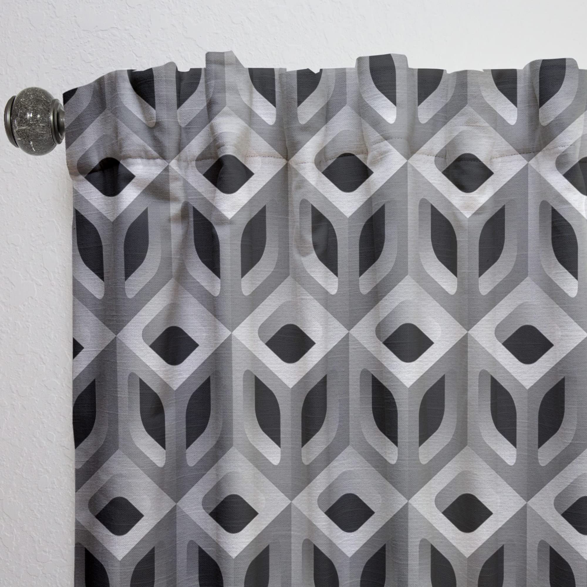DesignQ 3D Lattice Pattern Thermal Insulated Curtains - Single Panel 52x63 Inches for Bedroom & Living Room - Blackout Drapes for Home Decor & Privacy