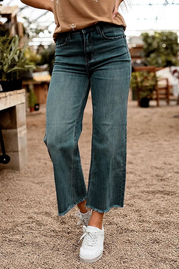 Stylish Raw Edge Mid Rise Pocket Stretch Straight Leg Jeans for Women | Comfortable & Trendy Denim Pants for Casual Wear, Work & Everyday Outfits