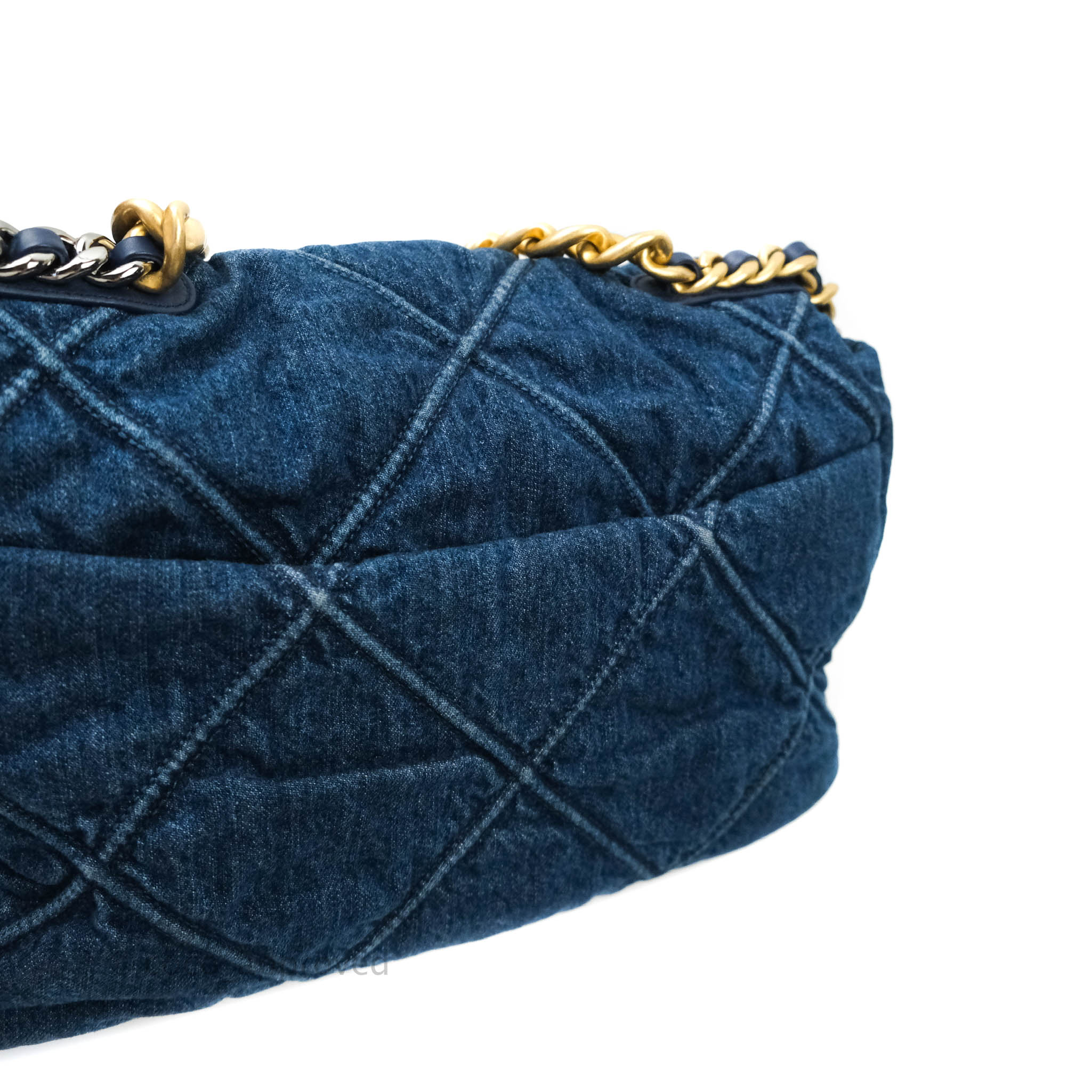 Chanel 19 Medium Flap Bag in Dark Denim with Mixed Hardware - Luxury Designer Handbag for Women, Perfect for Work, Travel & Evening Events