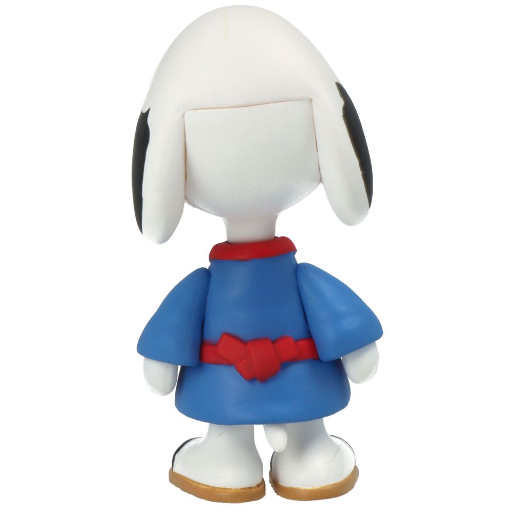 Peanuts Series 12 Yukata Snoopy Collectible Figurine - Perfect for Anime Fans, Gift Giving & Home Decor