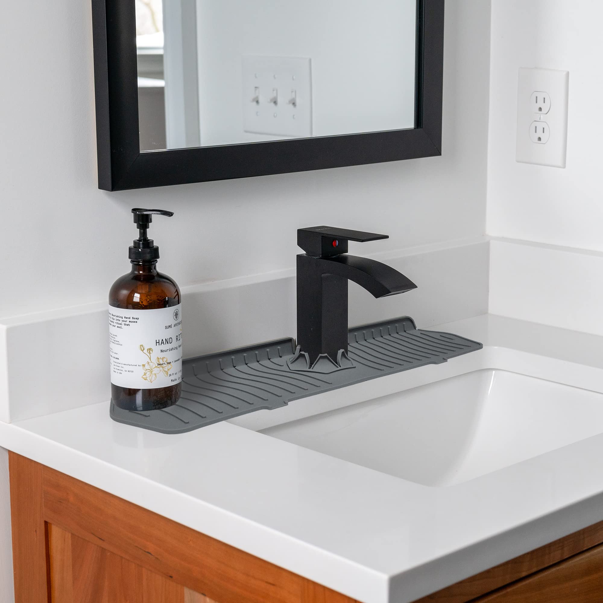 Premium Silicone Sink Splash Guard Set - 3-Piece Kitchen Sink Organizer with Faucet Drip Catcher, Soap Sponge Holder & Non-Slip Mat - Modern Grey Countertop Accessories for Dry, Clean Kitchen (Ideal for Washing Dishes, Food Prep & Keeping Counters Tidy)
