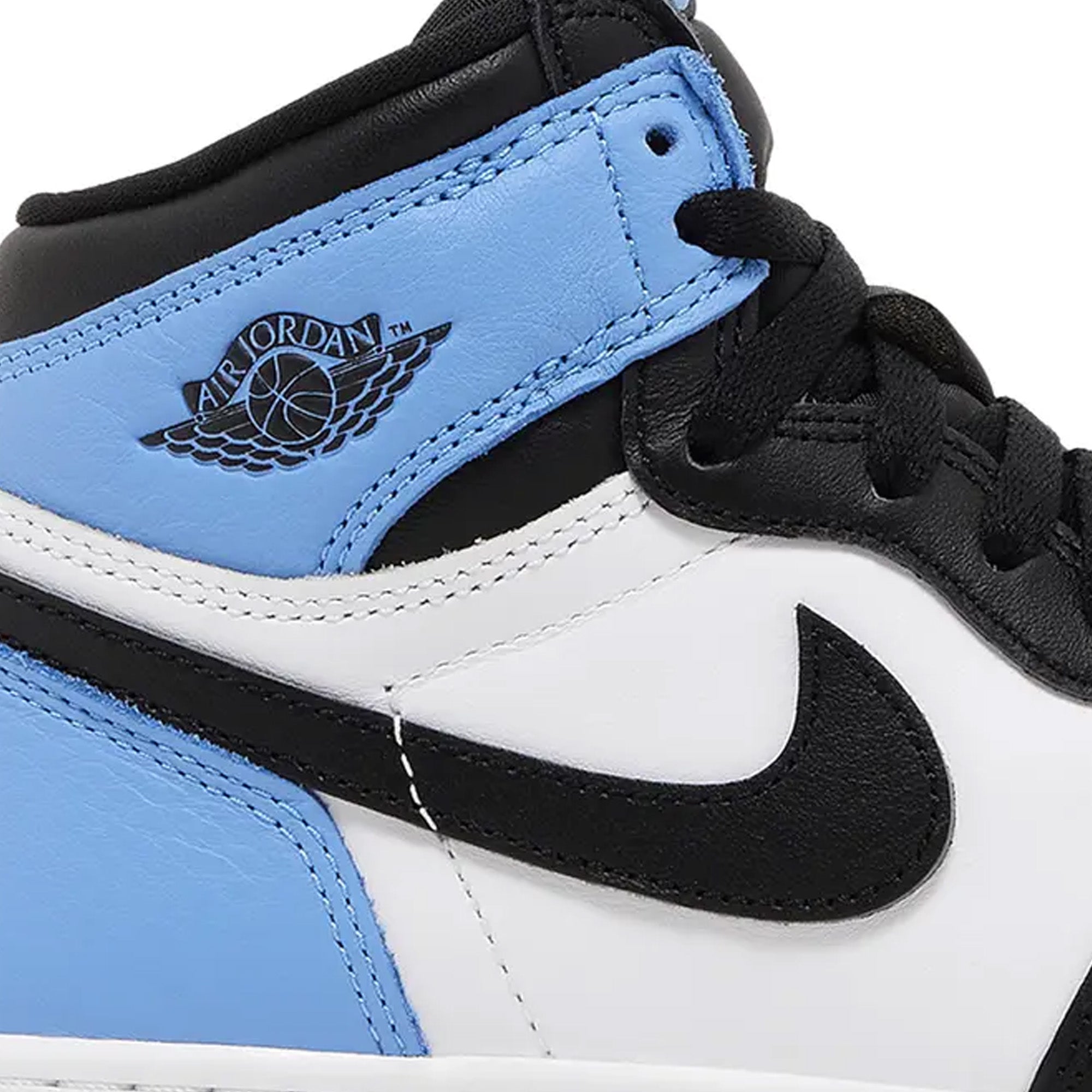Air Jordan 1 Retro High OG 'UNC Toe' GS Sneakers (2023) - Classic Blue & White Basketball Shoes for Women & Girls - Perfect for Streetwear, Casual Outfits & Sneaker Collectors