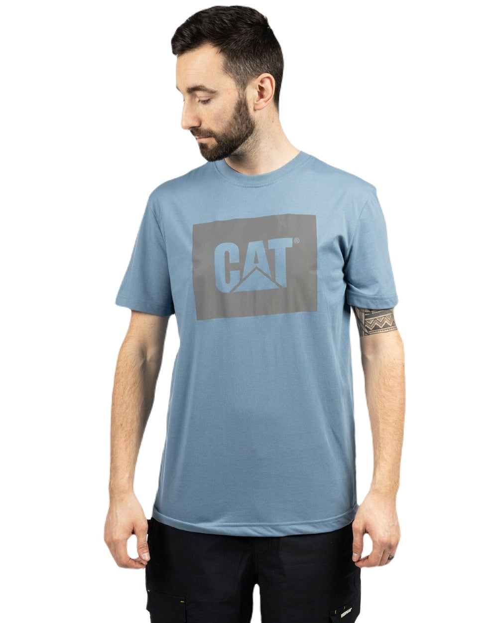 Caterpillar Men's Graphic T-Shirt - Comfortable Casual Short Sleeve Tee for Work, Outdoor & Everyday Wear