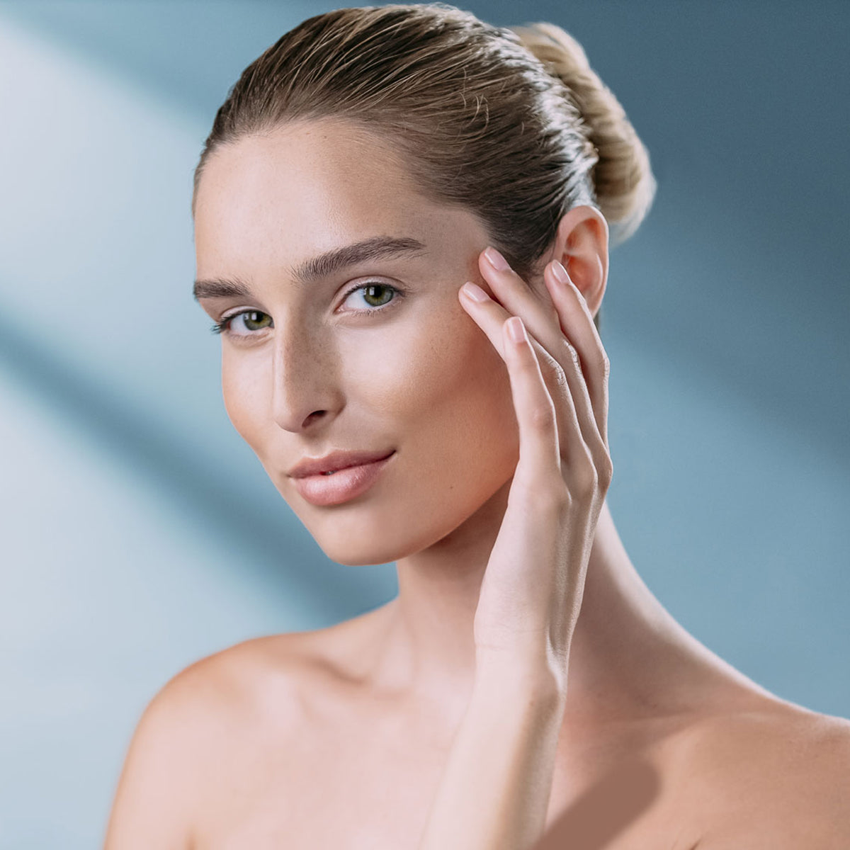 Hydra Dew Pure™ Moisture Lift Serum for Face - Hydrating Anti-Aging Facial Treatment - Day & Night Skincare for Dry, Sensitive Skin | Perfect for Daily Use & Travel Skincare Routine