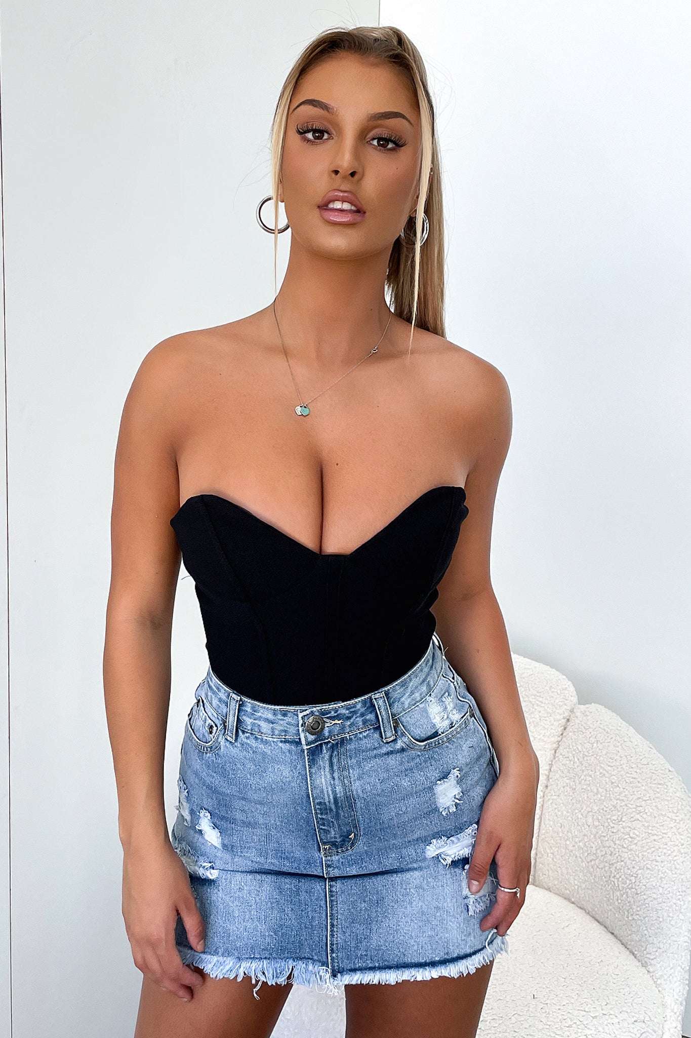 Ivy Bodysuit for Women - Black Seamless Stretchable Bodysuit | Perfect for Layering, Casual Wear & Night Out