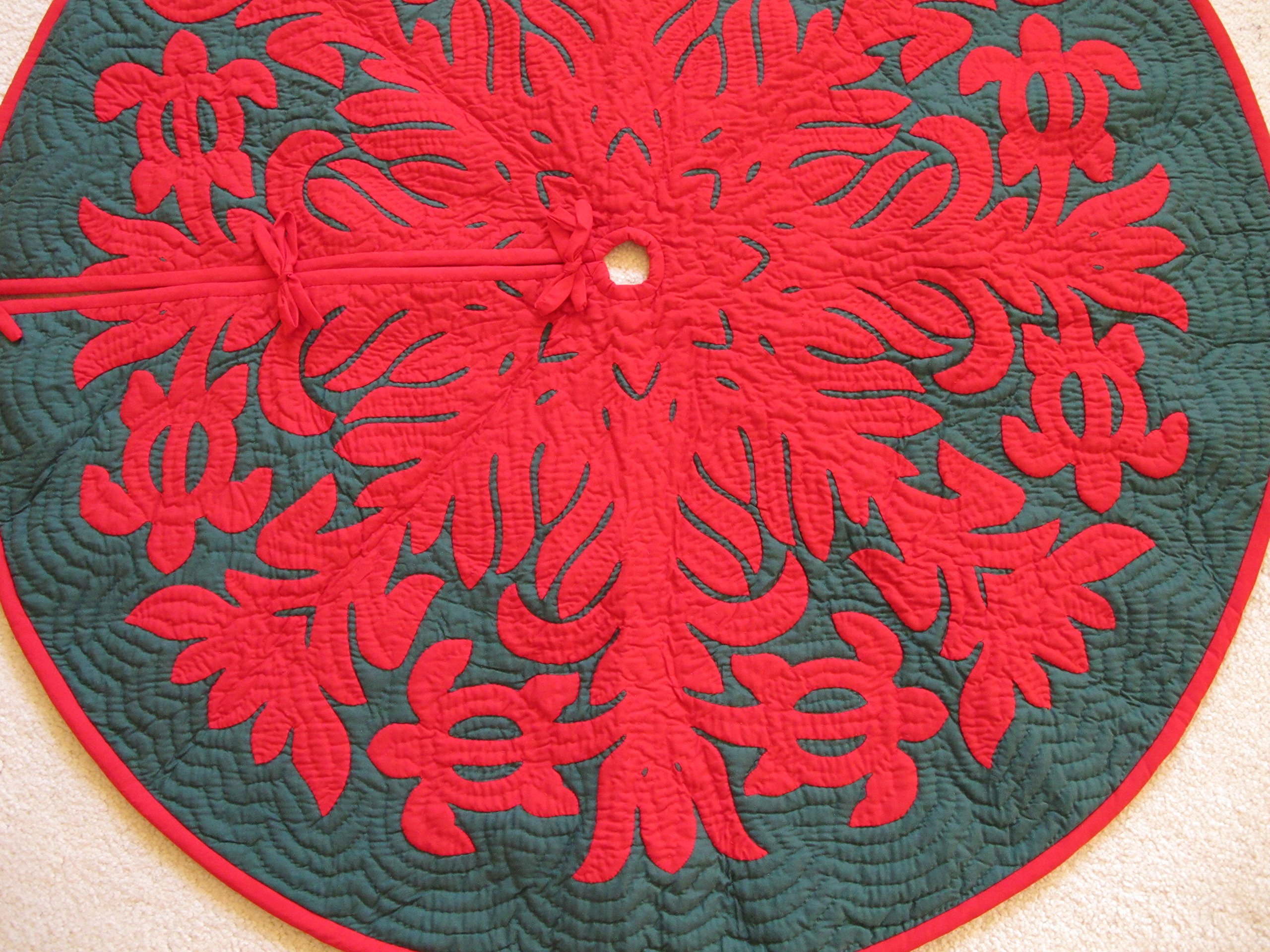 Handmade Hawaiian Quilt Christmas Tree Skirt - 100% Hand Quilted & Appliquéd Holiday Decor - 45