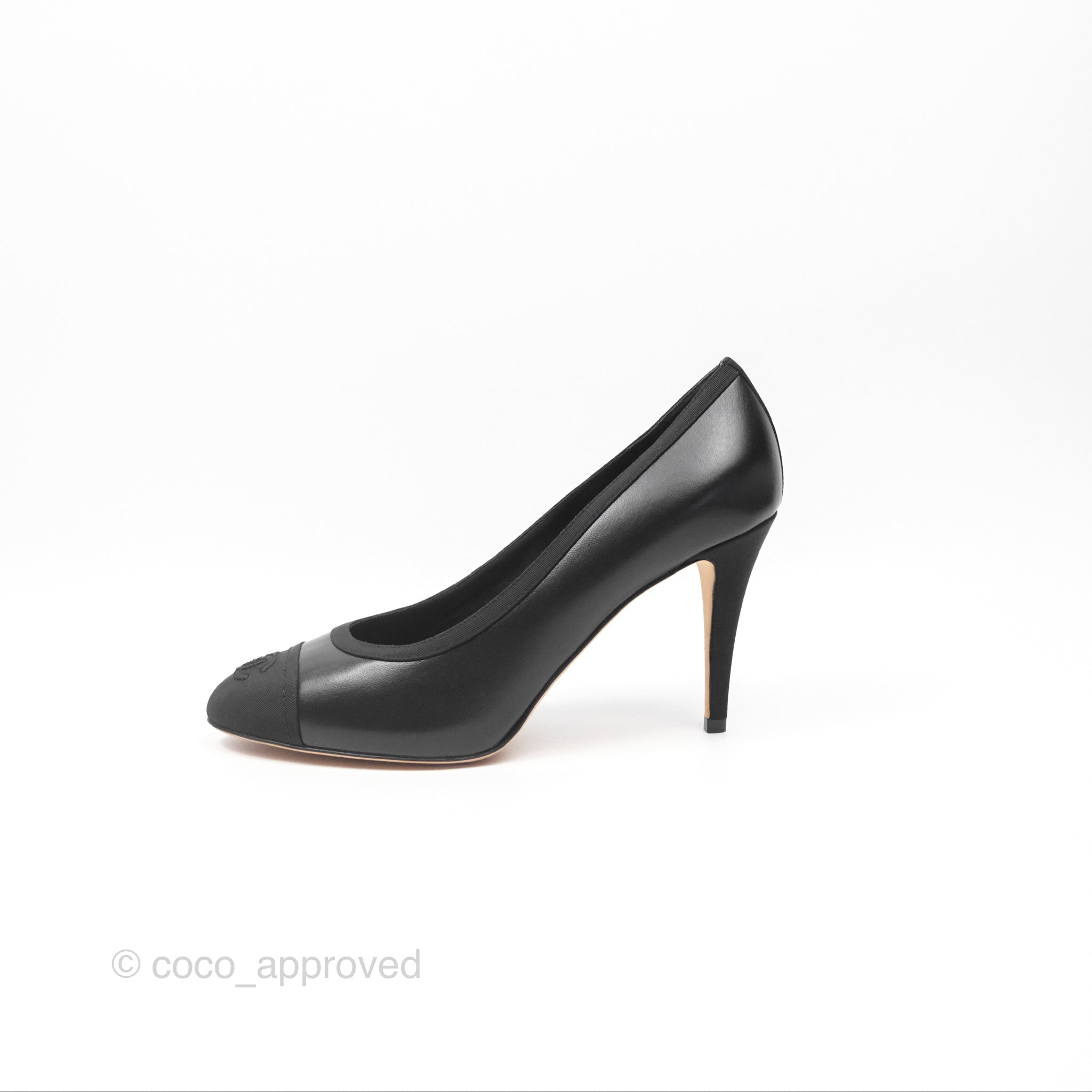 Chanel Classic CC Black Lambskin Heels Women's Size 39.5 - Luxury High Heel Pumps for Evening Parties & Formal Events