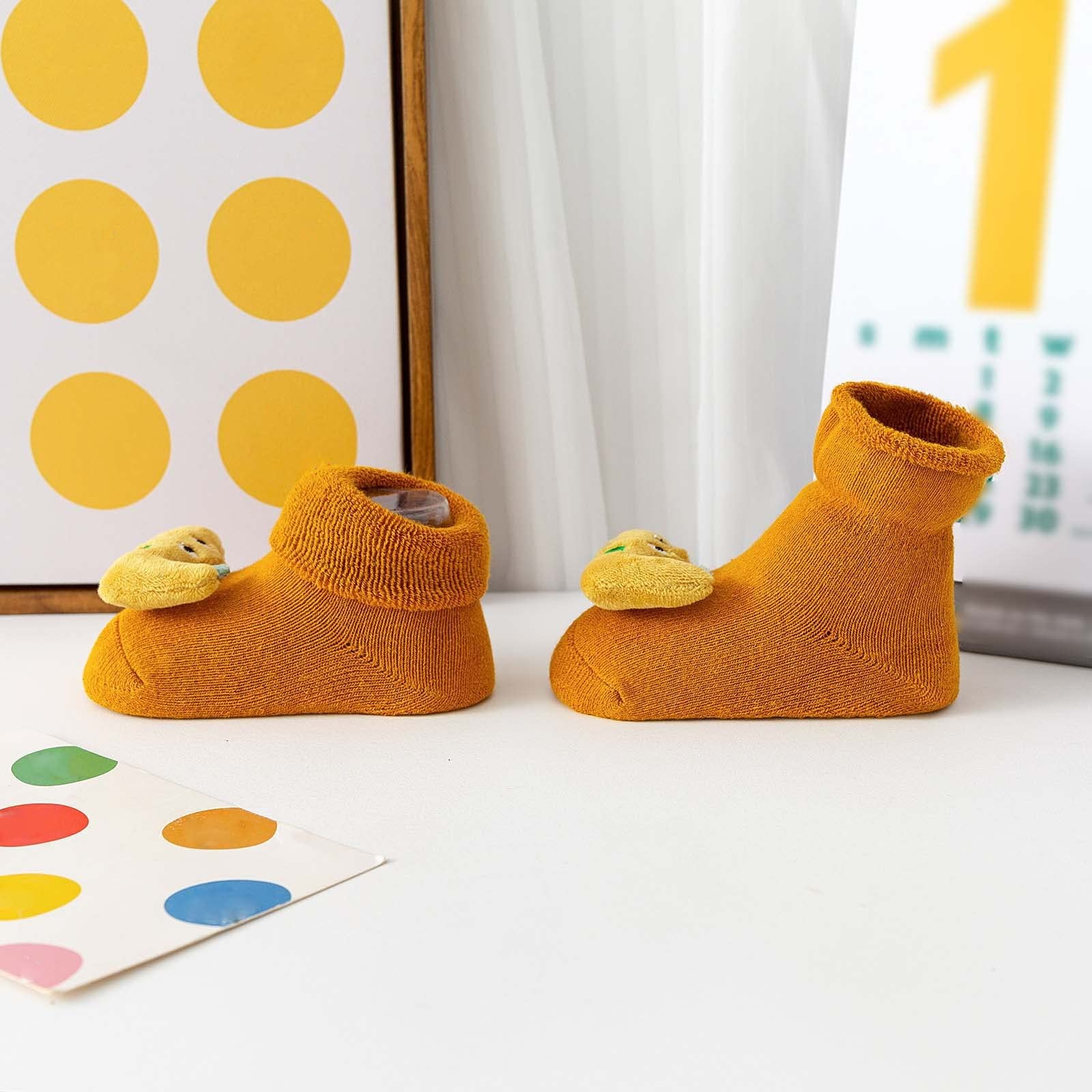Winter Baby Shoes Non-Slip Dinosaur Lights - Warm Toddler Shoes for Indoor Play