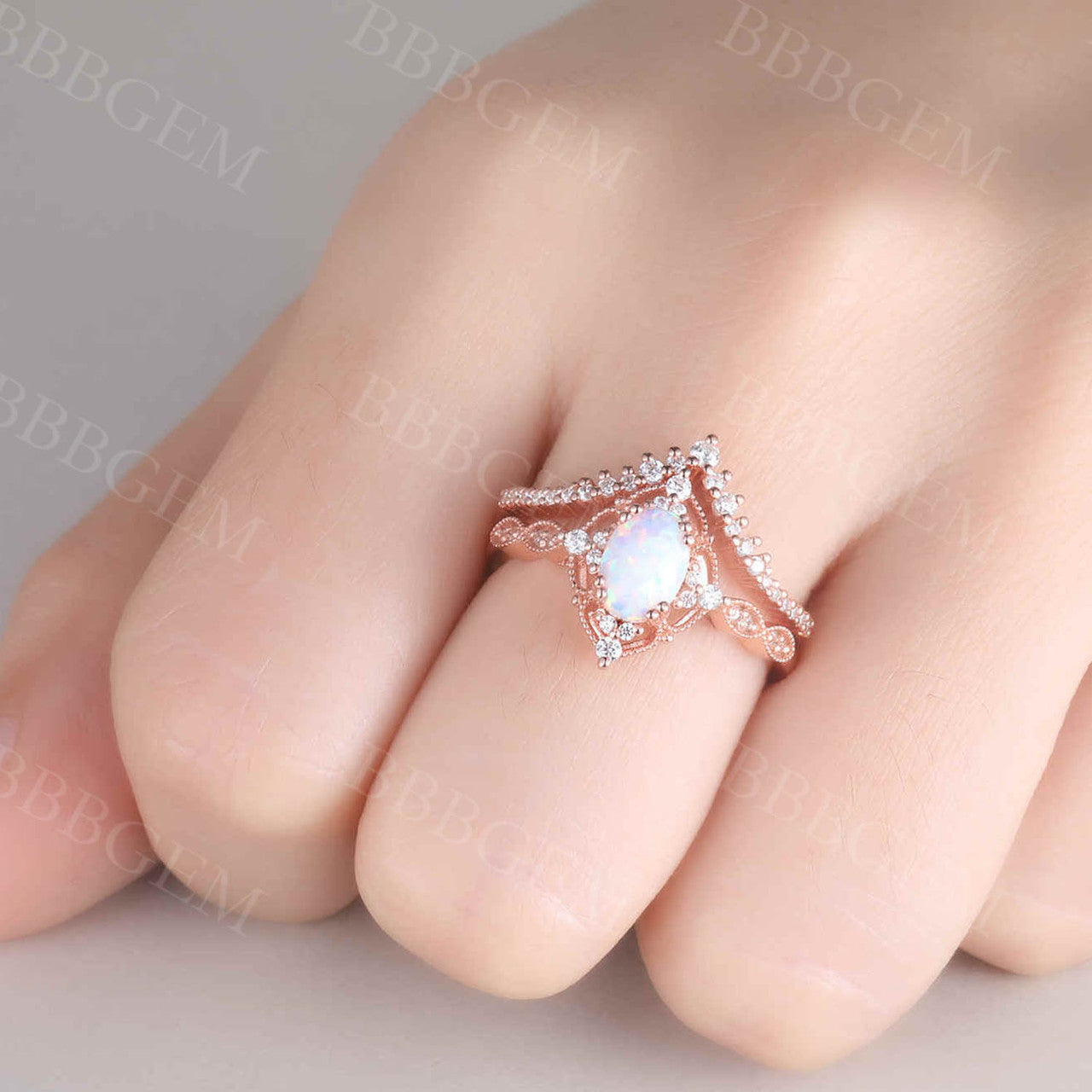 Vintage Art Deco Opal Bridal Ring Set - Oval Opal Engagement Ring with Rose Gold & Diamonds - Wedding & Anniversary Gift for Her - Perfect for Proposals, Bridal Jewelry & Special Occasions