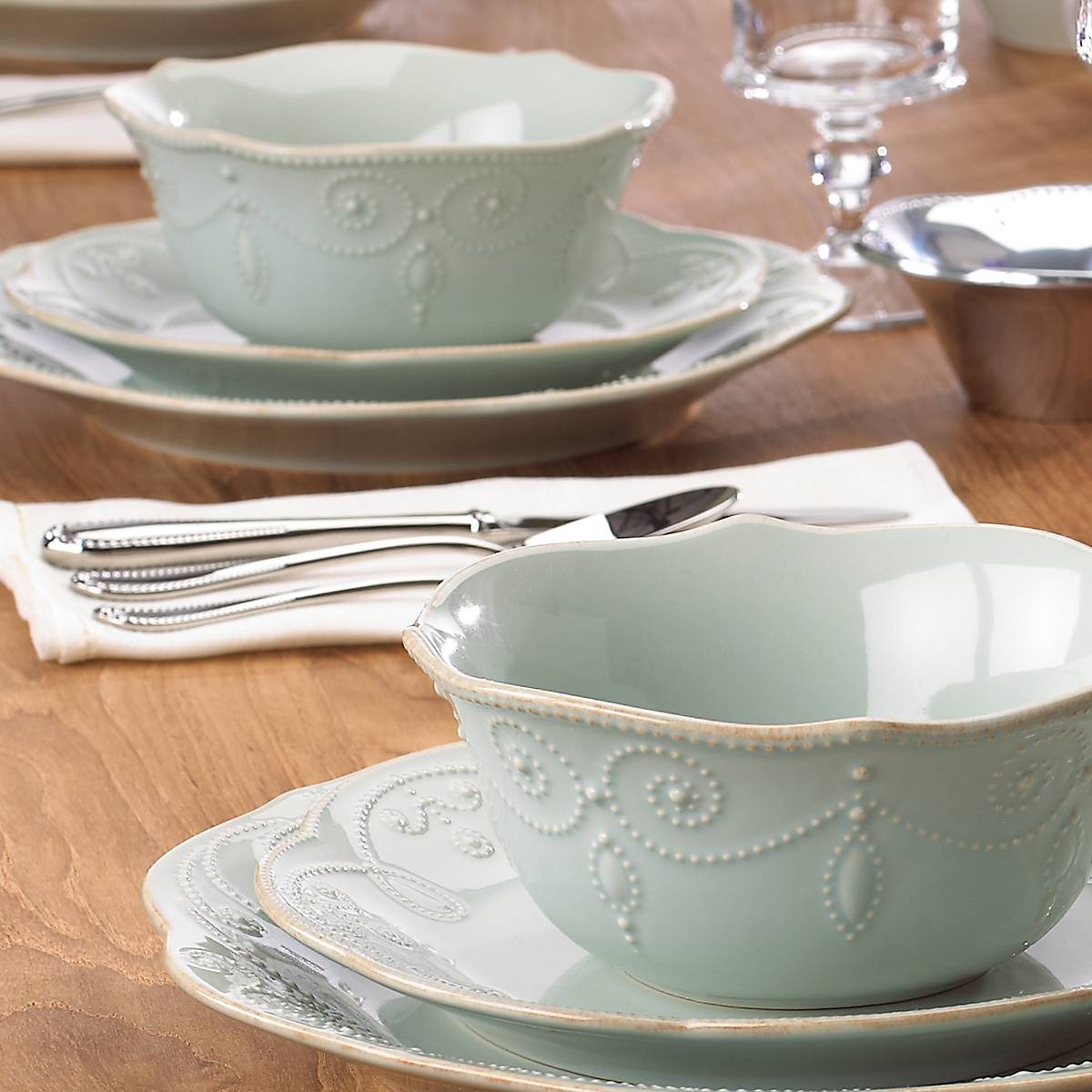 French Perle Blue 4-Piece Dinner Plate Set - Elegant Bone China Plates for Formal Dining, Entertaining & Special Occasions